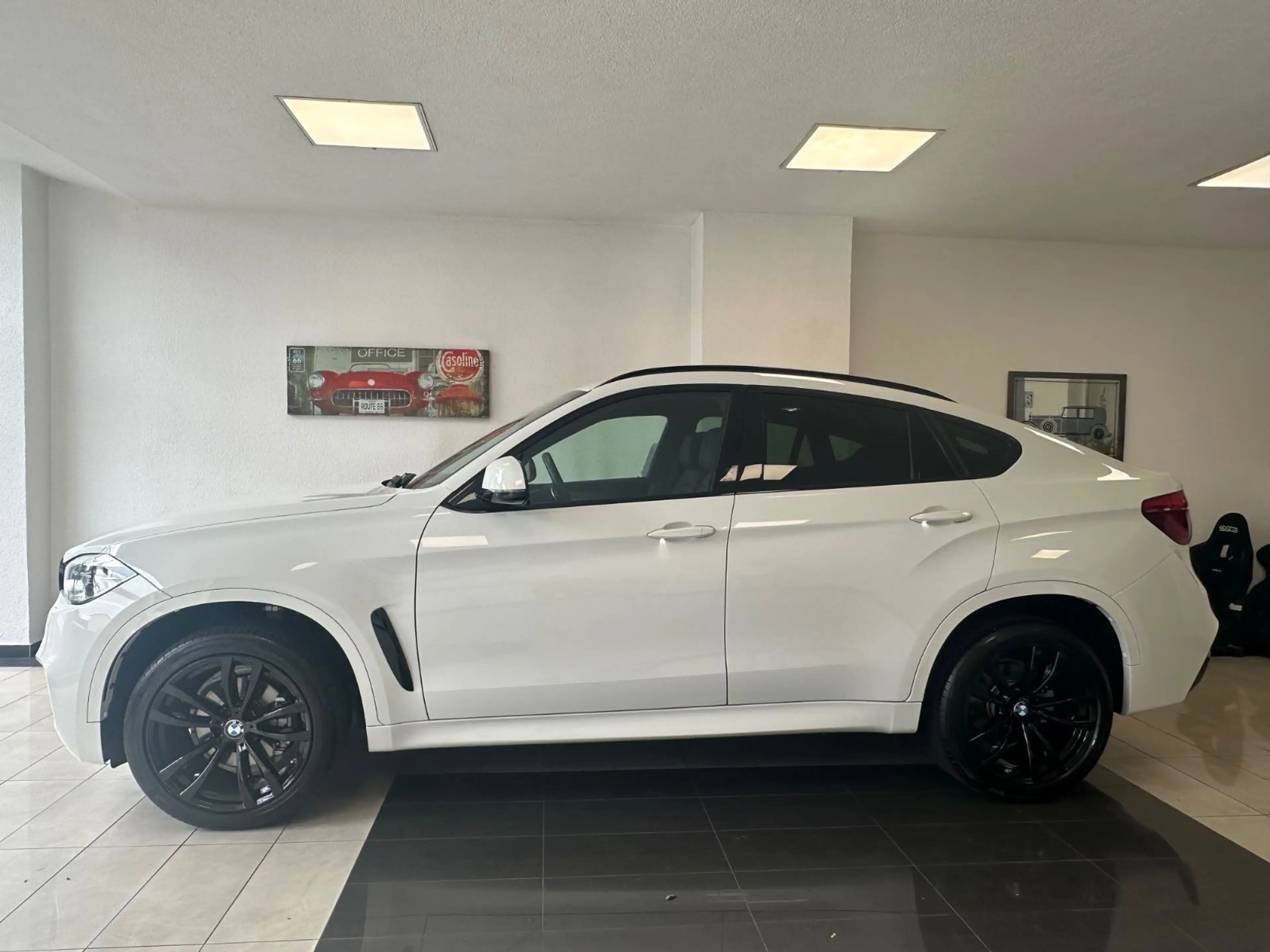 BMW X6 xDrive 30d M Sport Paket, Leder, Schiebedach — photo 8