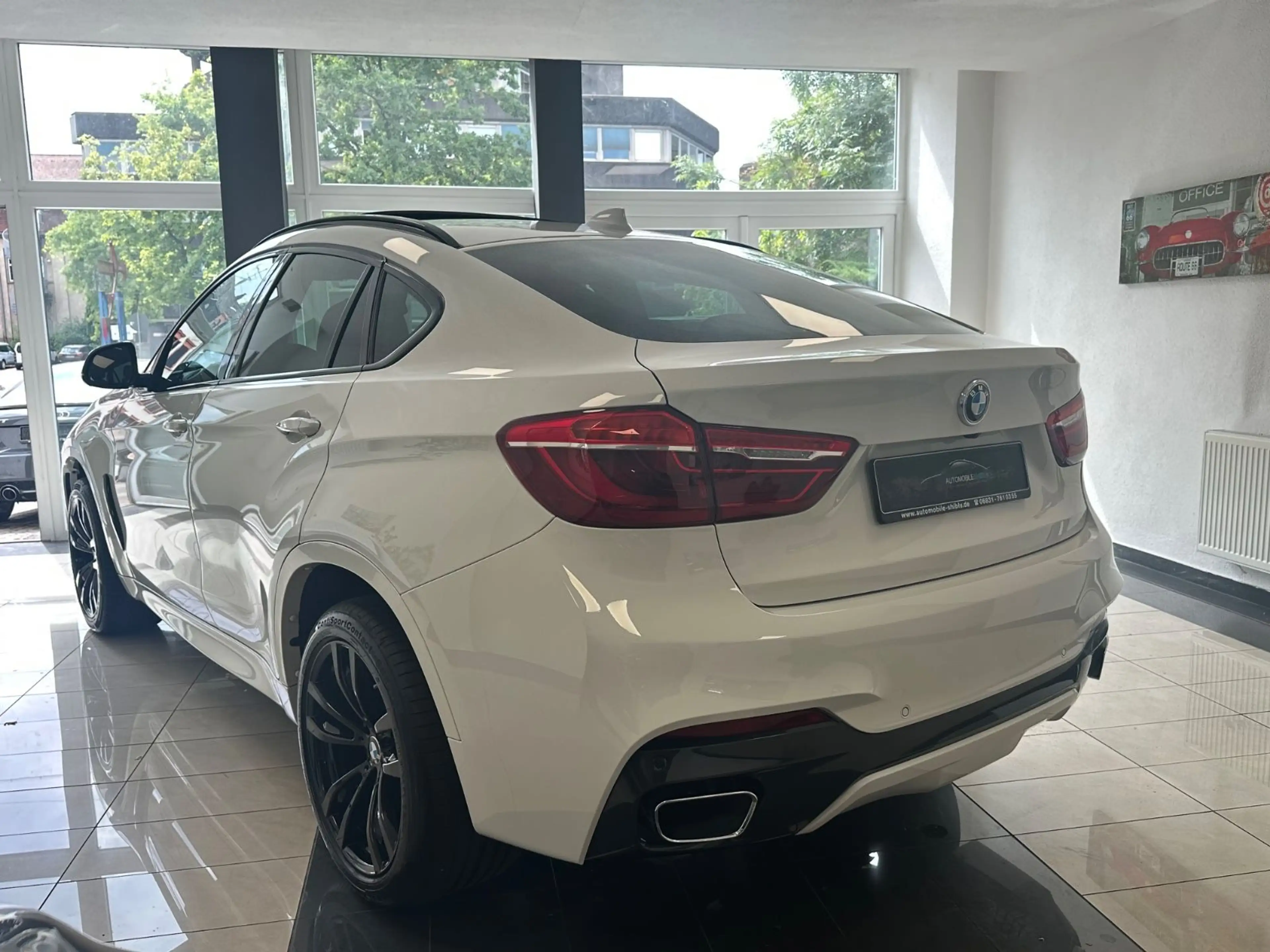 BMW X6 xDrive 30d M Sport Paket, Leder, Schiebedach — photo 6