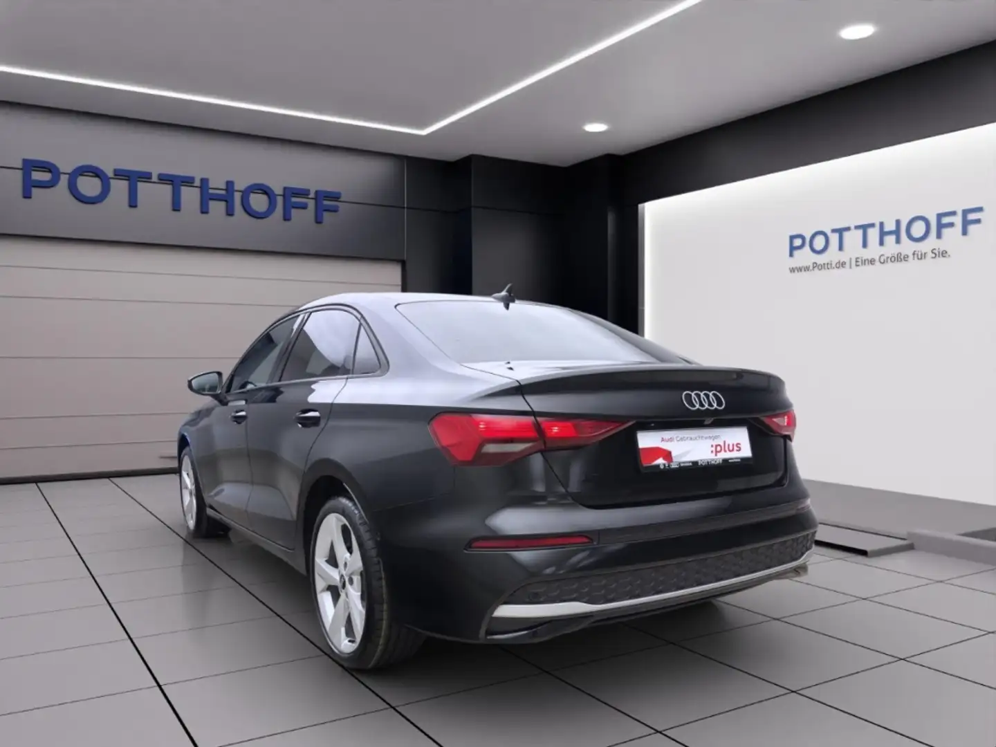 Audi A3 Limousine 30 TFSI ADVANCED NAVI KAMERA VIRTUAL LM1 Schwarz - 2