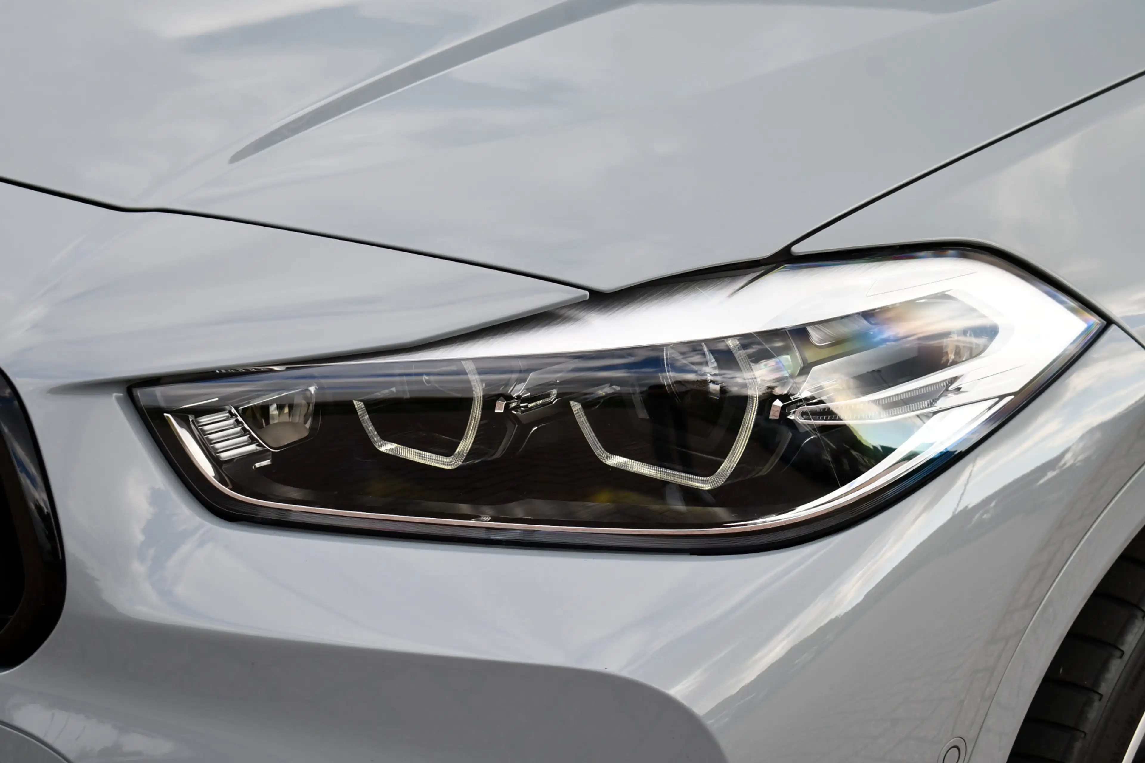 BMW X2 xDrive25e M-Sport Pano HUD ACC Camera 19inch Shado — photo 43