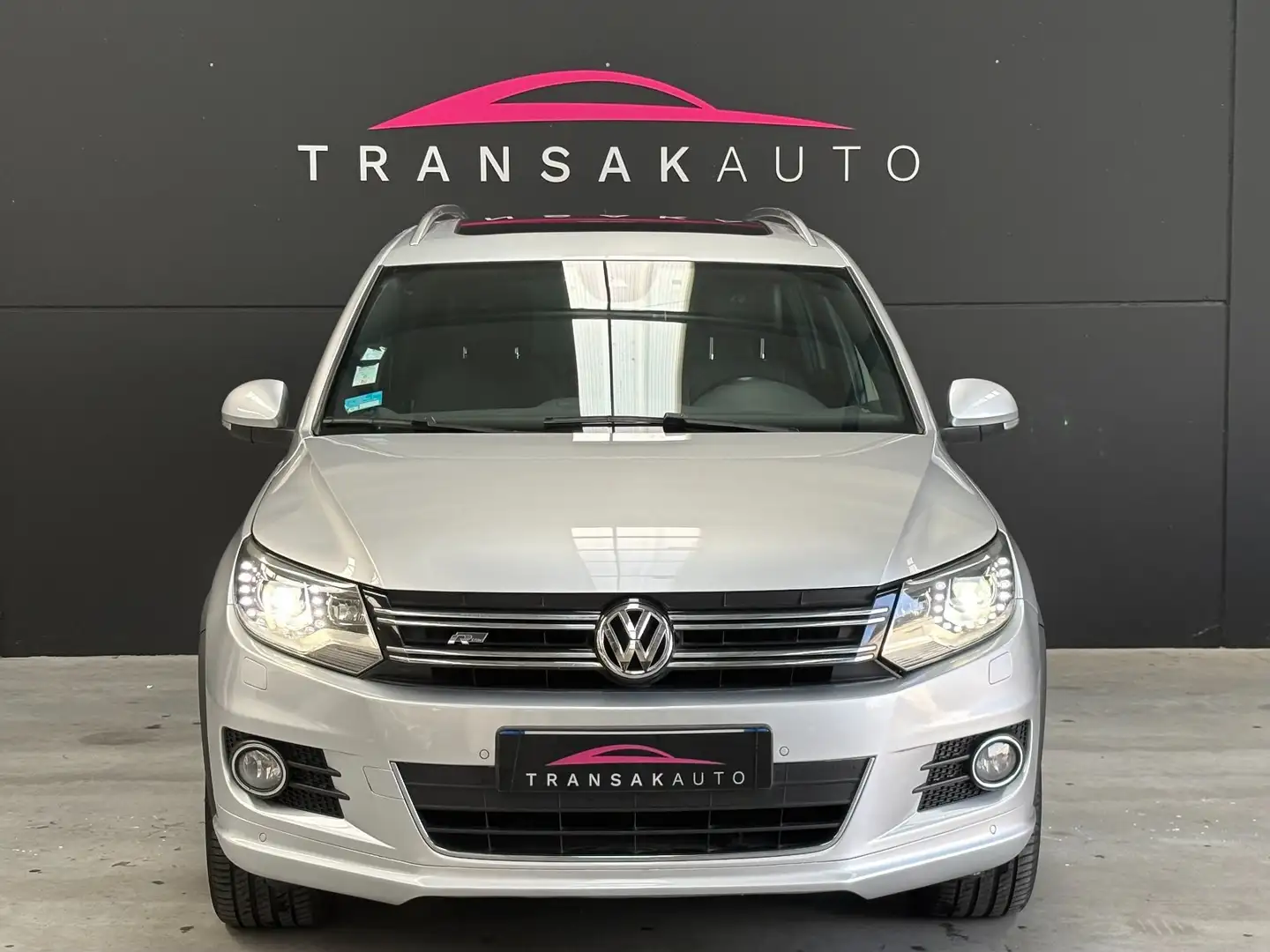 Volkswagen Tiguan Tiguan 2.0 TDI 177 FAP BlueMotion Technology Série Spéciale R-Exclusive 4Motion DSG7 Grau - 2