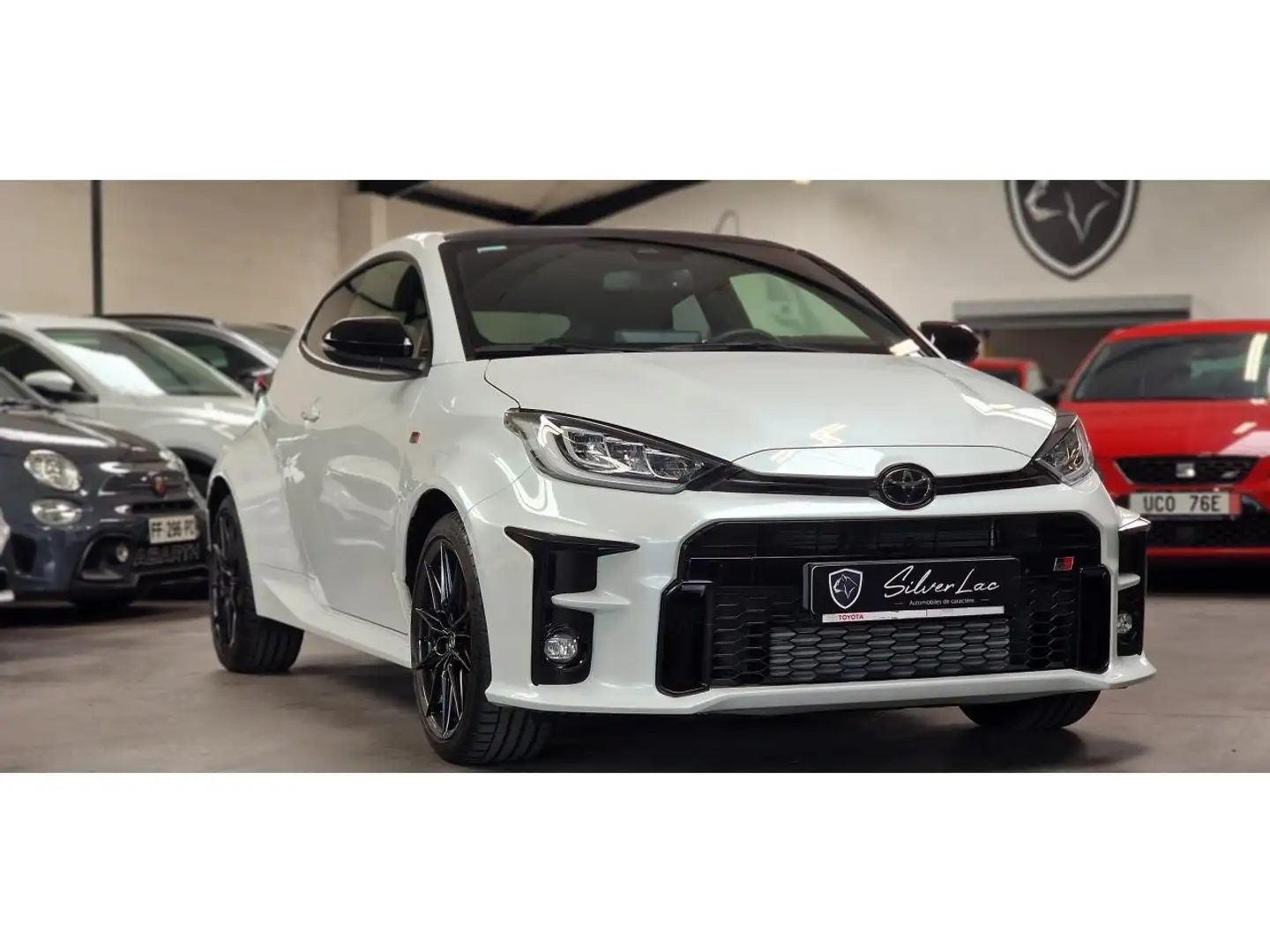 Toyota Yaris Yaris 1.6 - 261 VVT-i  IV 2024 / CG FRANCAISE Blanc - 2