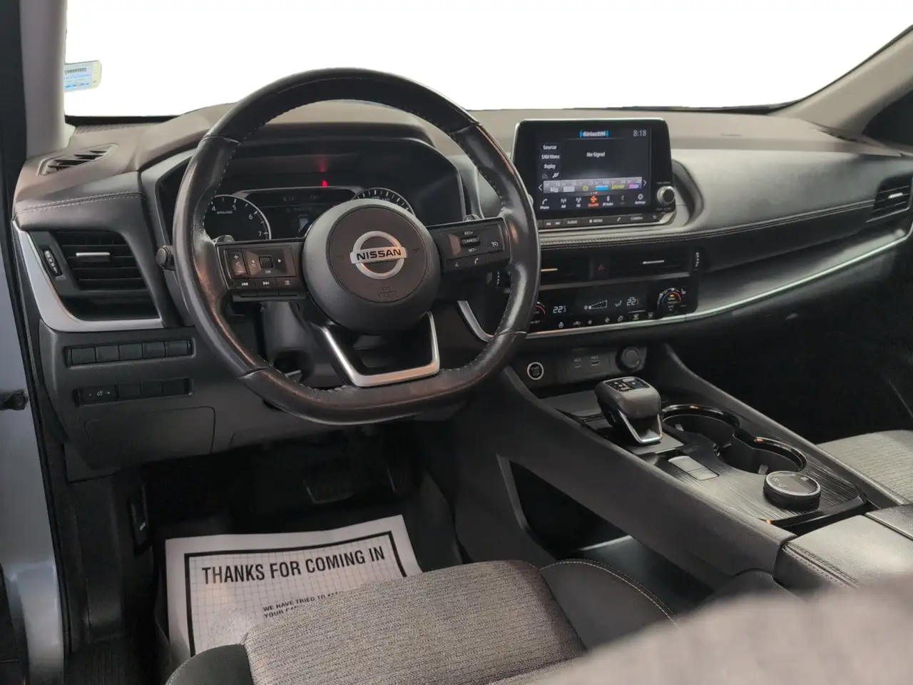 Nissan Rogue снимка Nissan Rogue