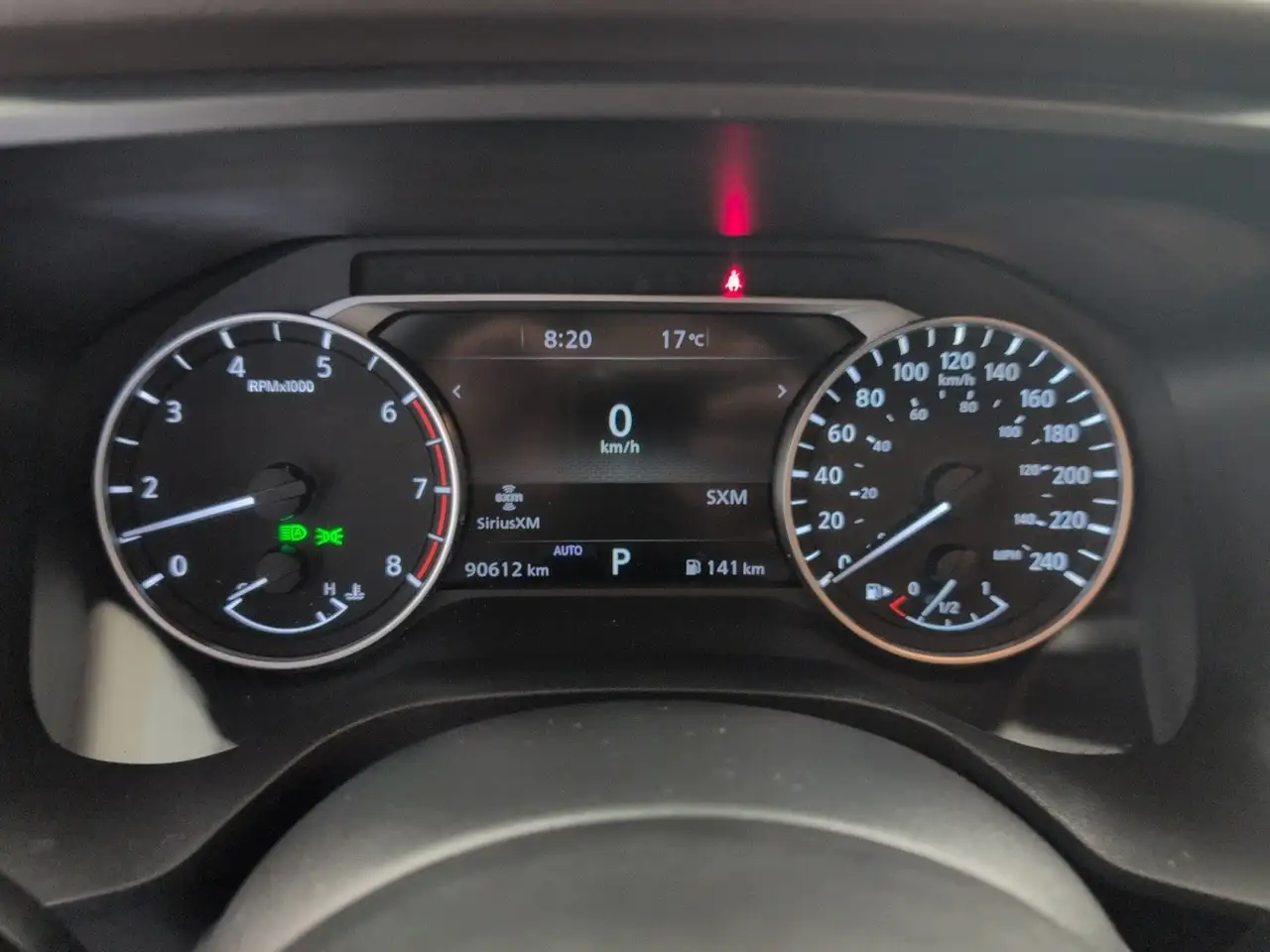 Nissan Rogue снимка Nissan Rogue