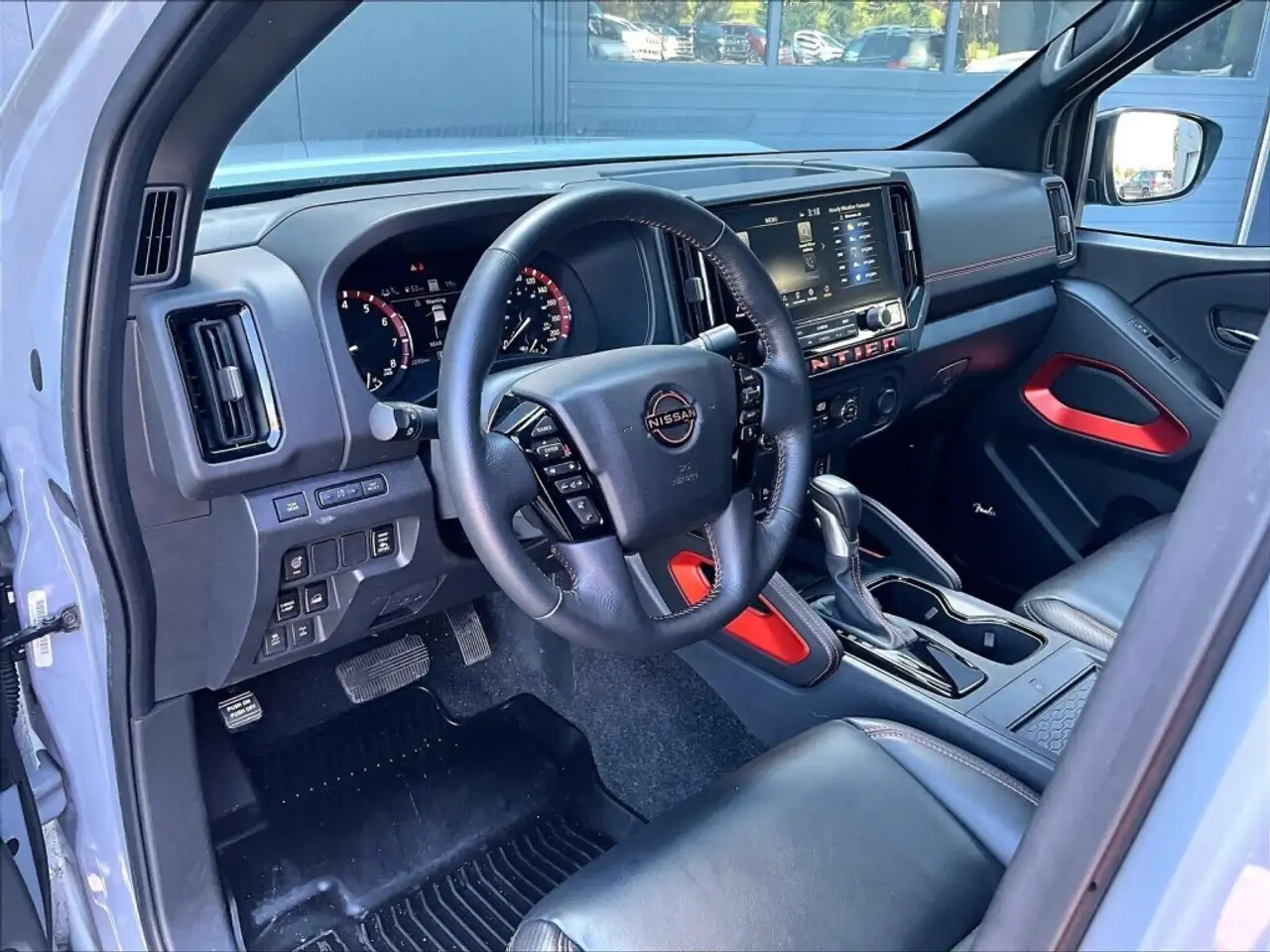 Nissan Frontier снимка Nissan Frontier
