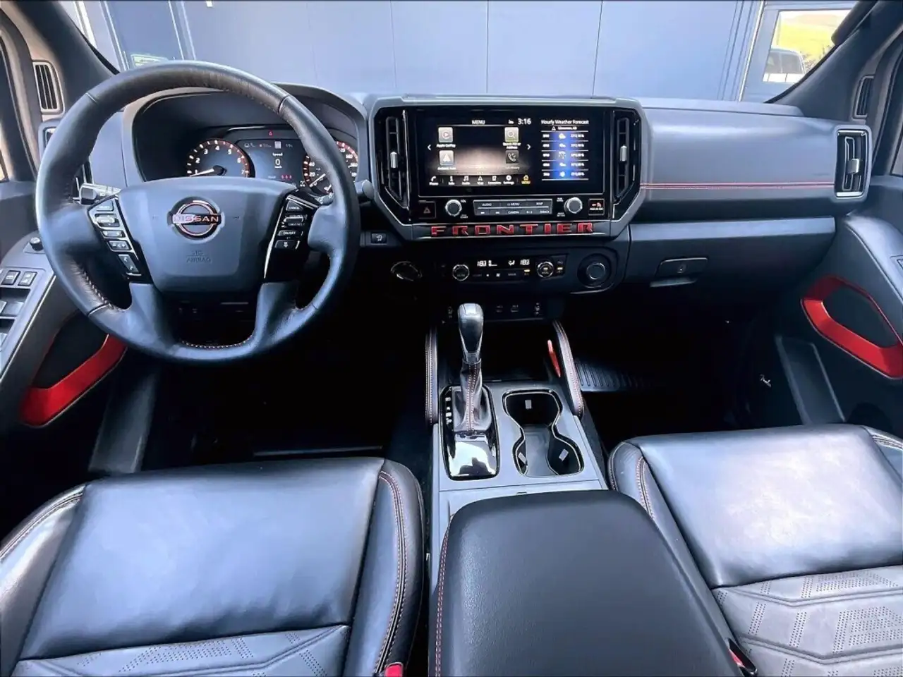 Nissan Frontier снимка Nissan Frontier
