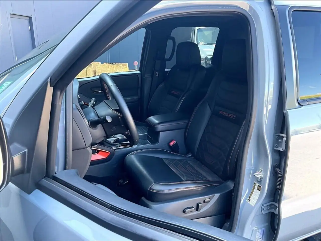 Nissan Frontier снимка Nissan Frontier