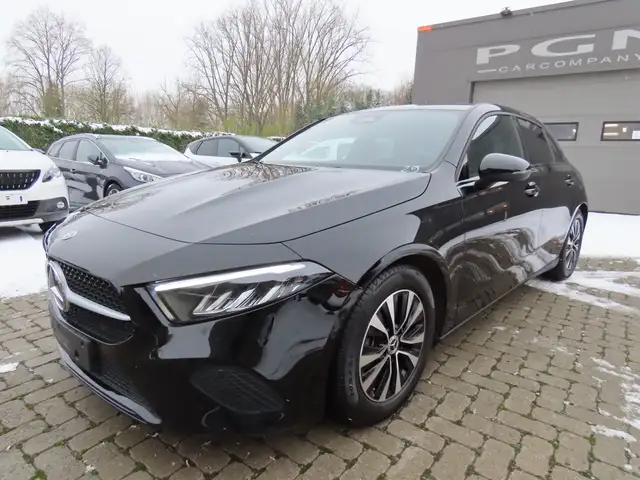 Mercedes-Benz A 180 A 180 7G-DCT Special Edition