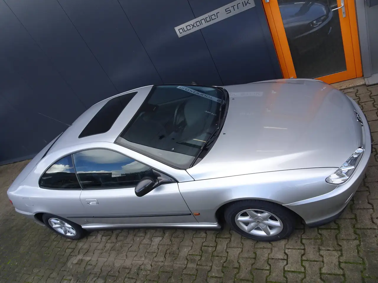 Peugeot 406 Coupe 2.0V16 Pininfarina zeer lage km stand, foto 7
