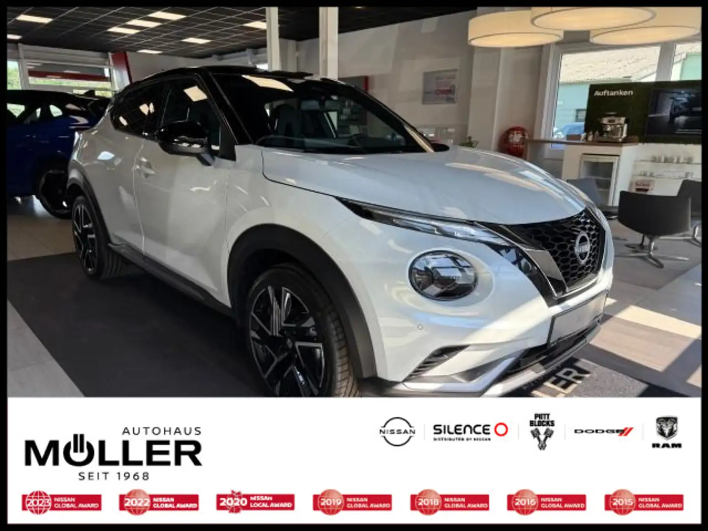 Nissan Juke 1.0 DIG-T Automatik N-Design TP BFS Bose Schwarz - 1