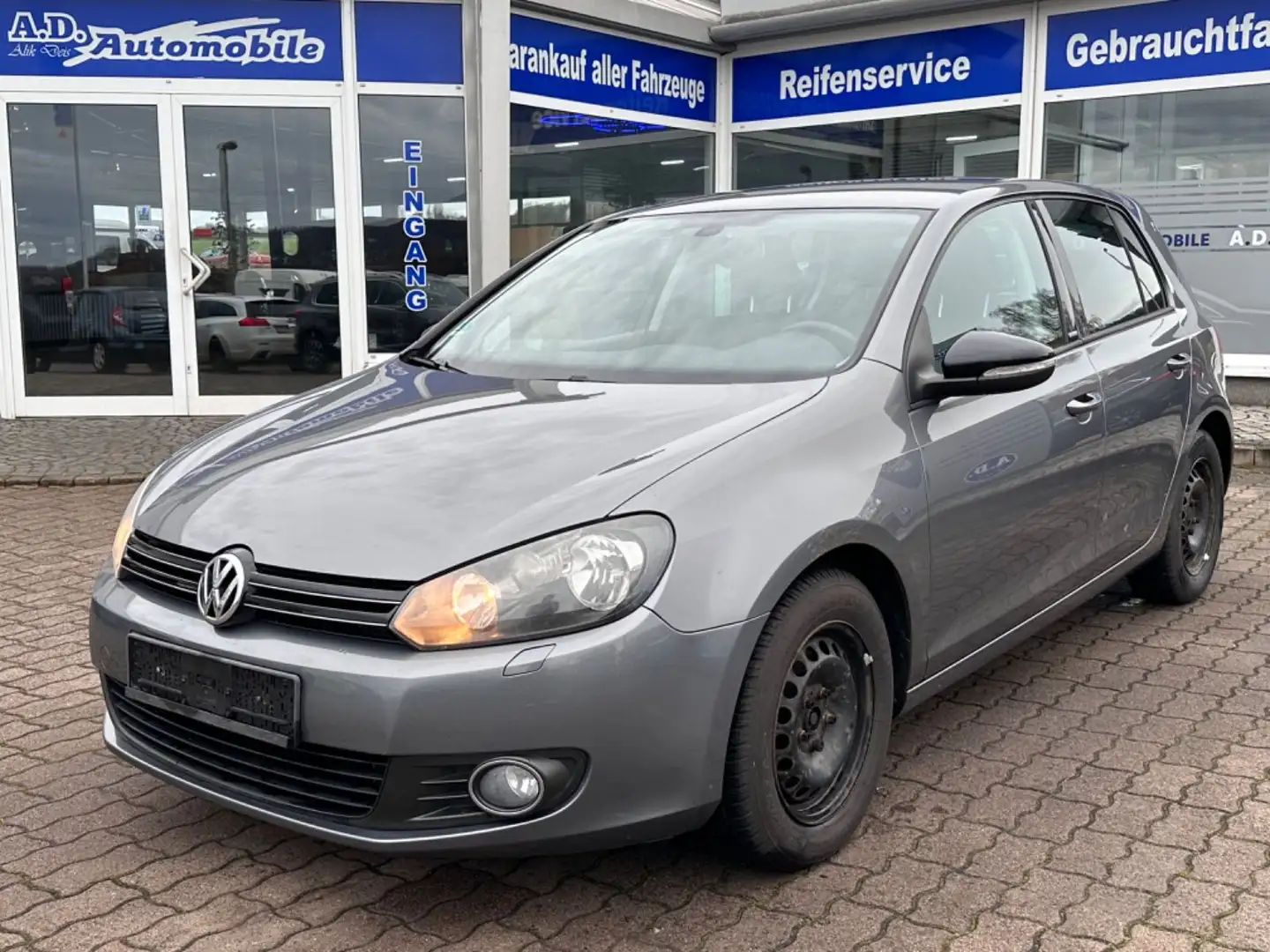 Volkswagen Golf VI Style Grau - 1