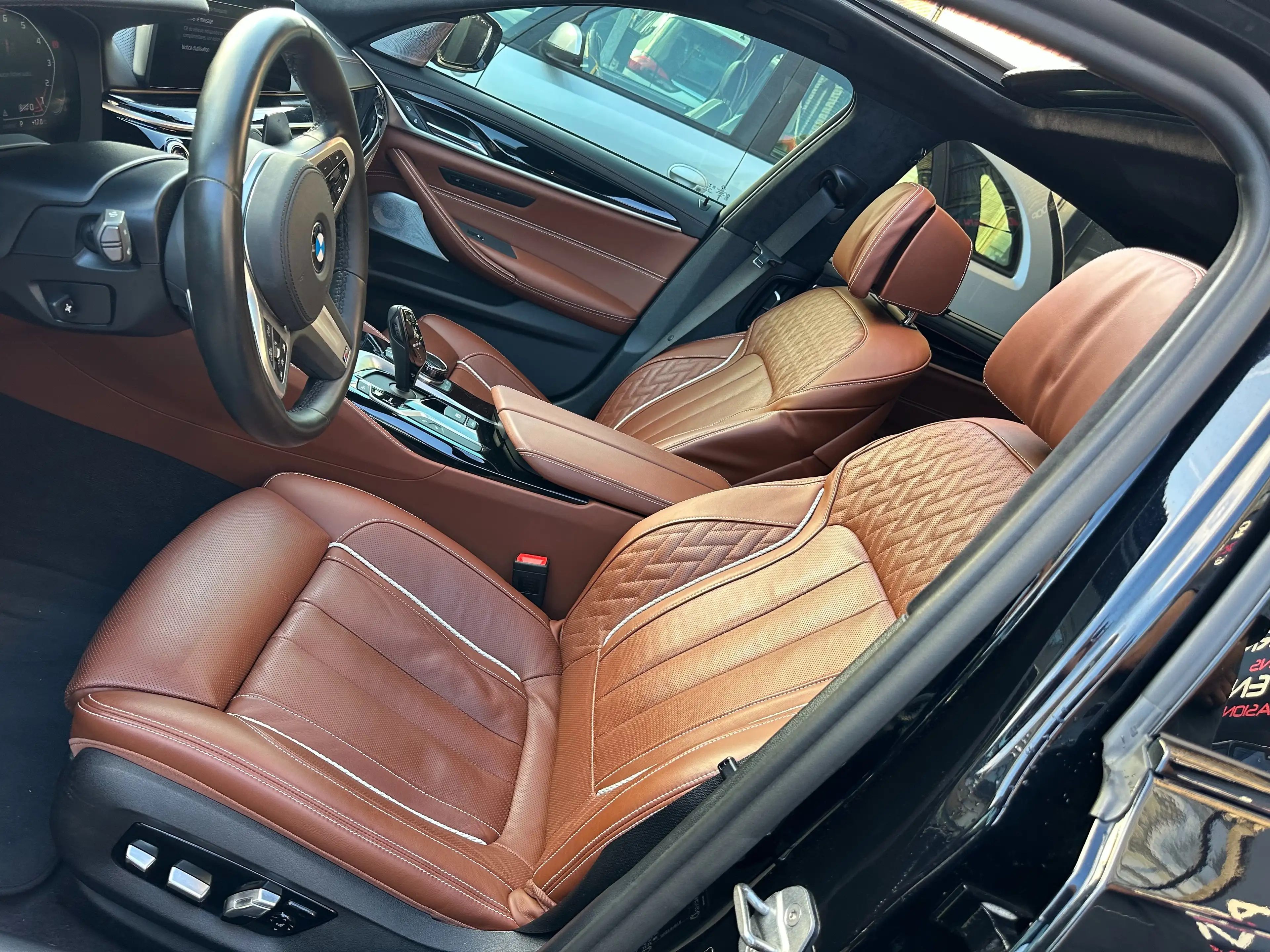 BMW 550 M550iXAS 530pk (V8 4400cc Moteur M5)FULL*Ne41736* — photo 4