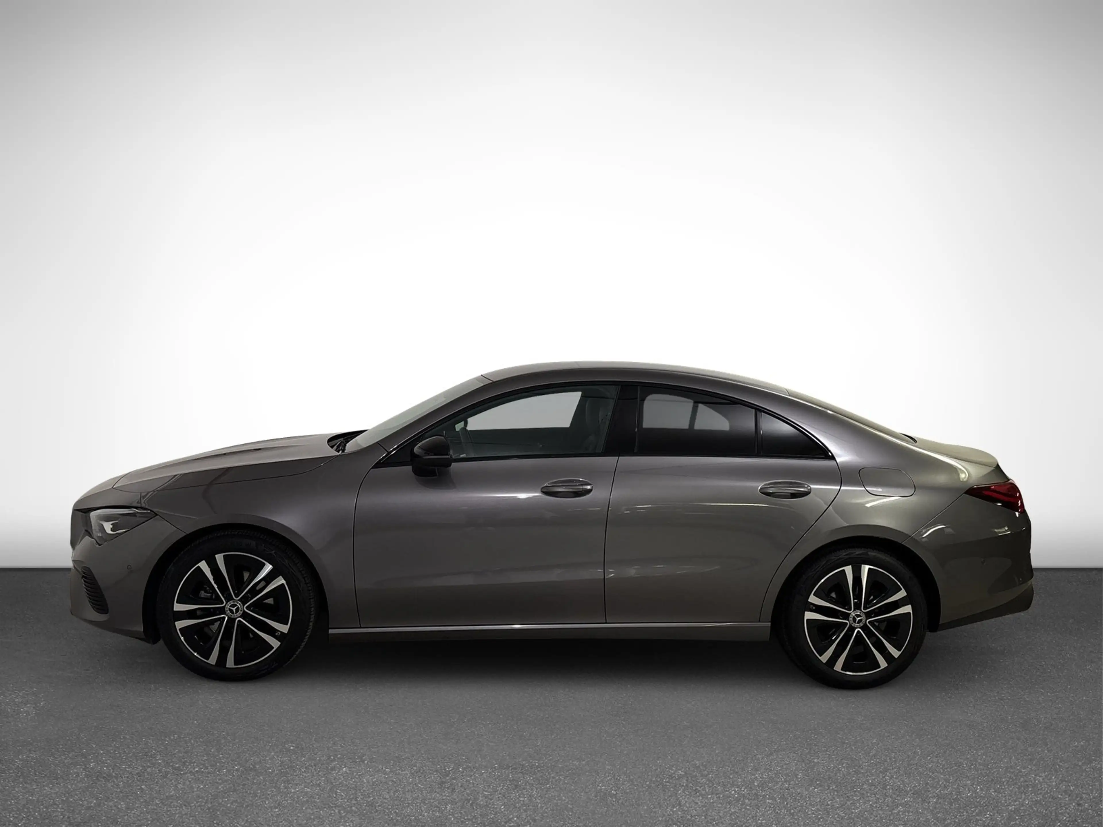 Mercedes-Benz CLA 180 d Coupé Cam Navi SHZ — photo 7