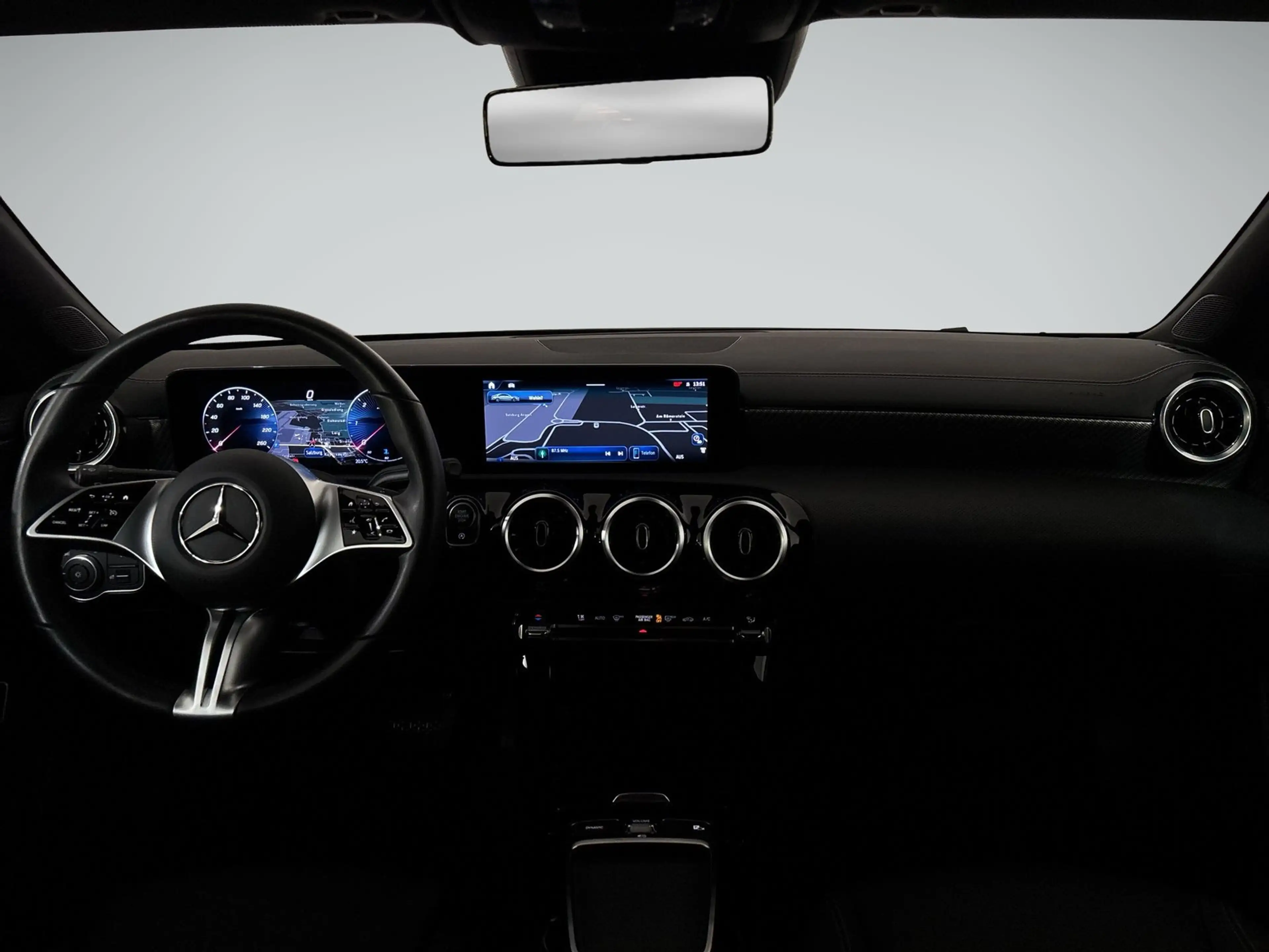 Mercedes-Benz CLA 180 d Coupé Cam Navi SHZ — photo 8