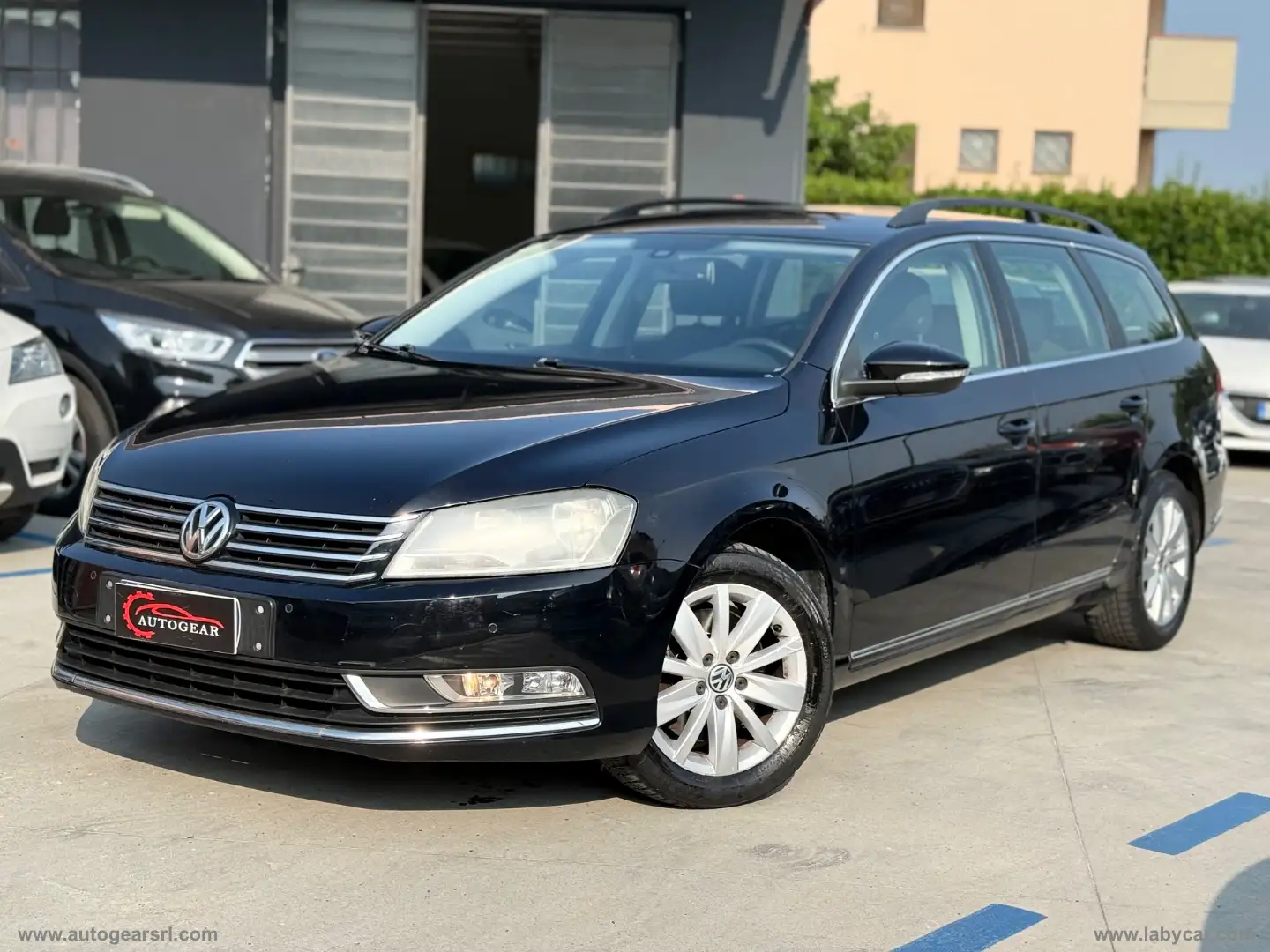 Volkswagen Passat Var. 2.0 TDI Highline BlueM.Tech Zwart - 1