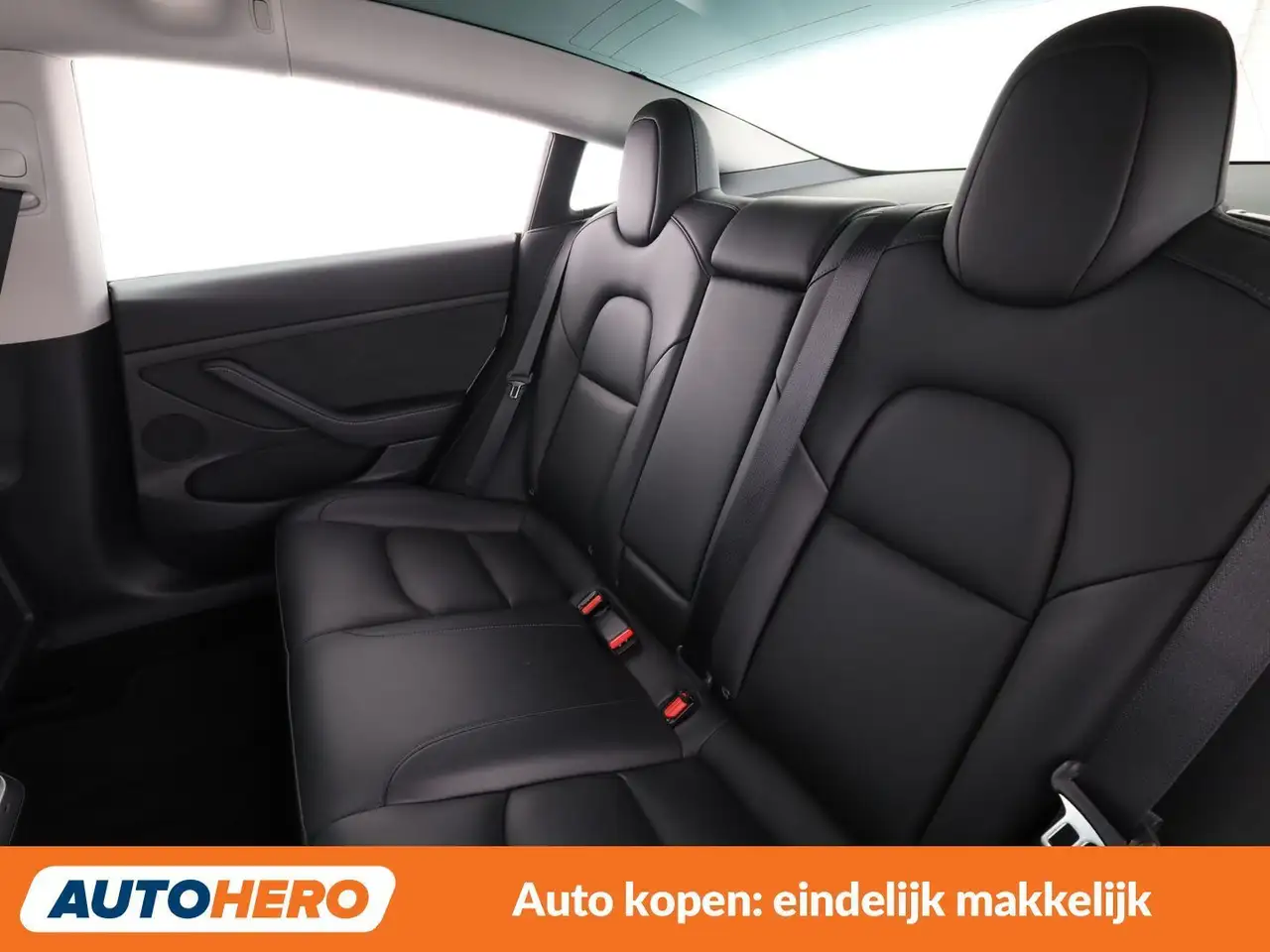 Tesla Model 3 Standard Range Plus, миниатюра 15