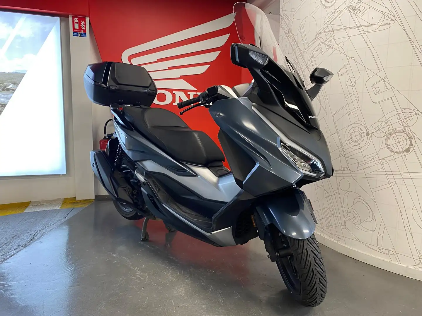 Honda Forza 350 Bleu - 1