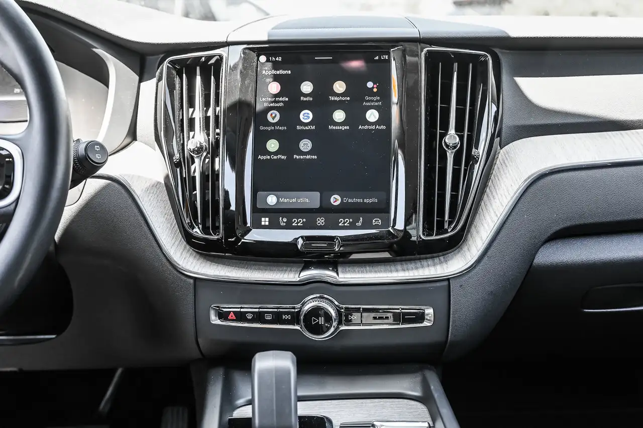 Volvo XC60 photo Volvo XC60