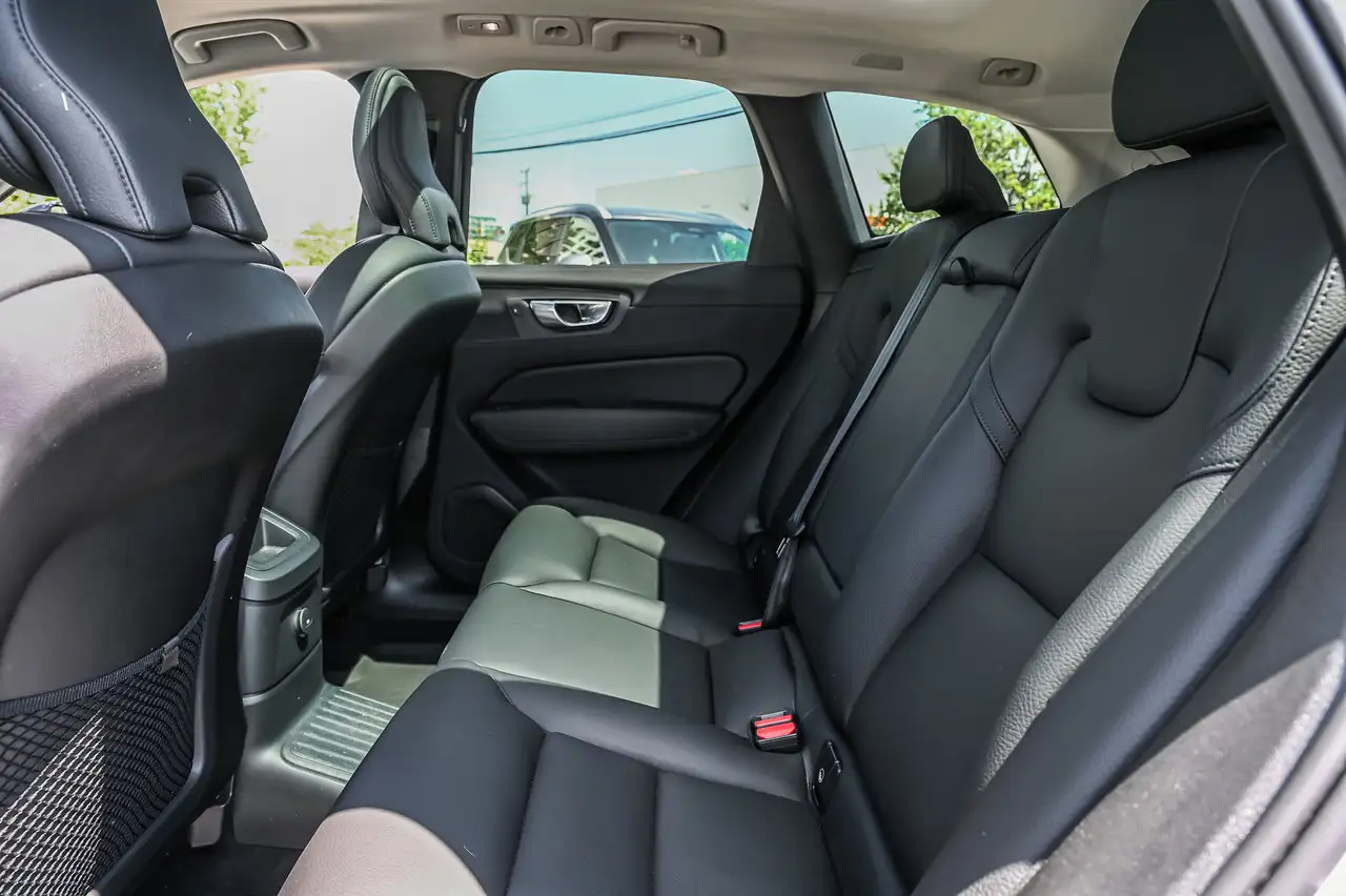 Volvo XC60 photo Volvo XC60