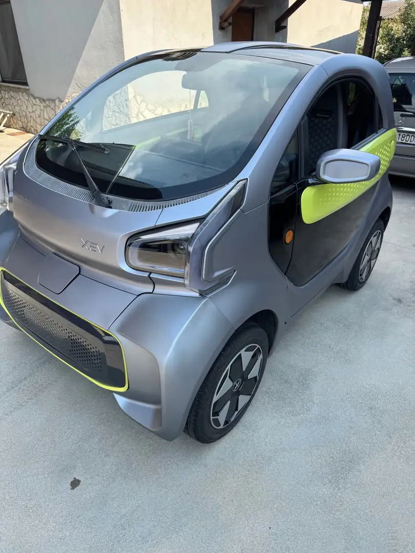 XEV Yoyo MY 2023 Ezüst - 1