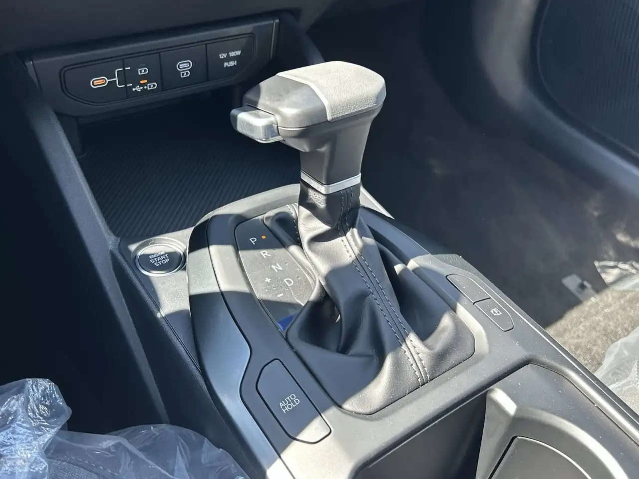Kia K4 снимка Kia K4