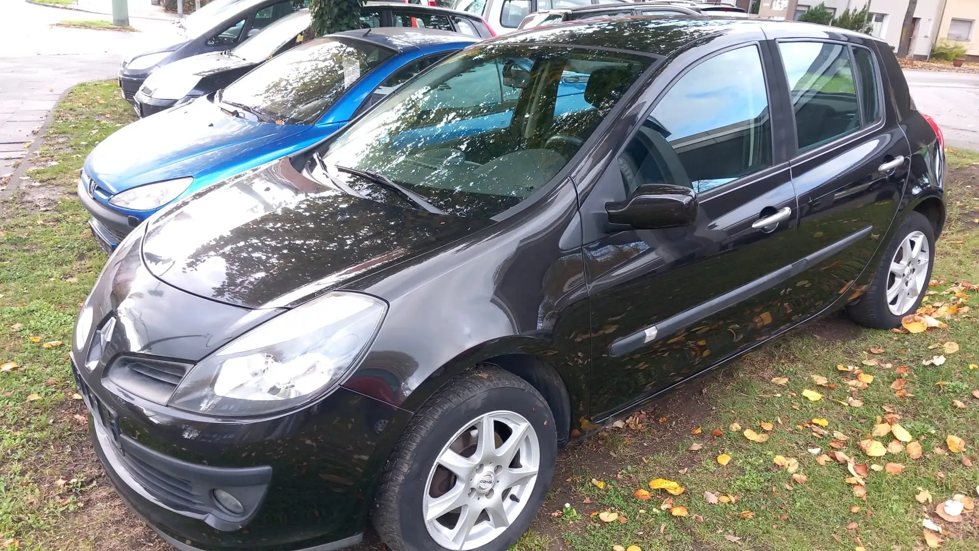 Renault Clio Klima,eFh,Zv/Fb,Alu,2 J. Tüv,1 J. Garantie Schwarz - 1