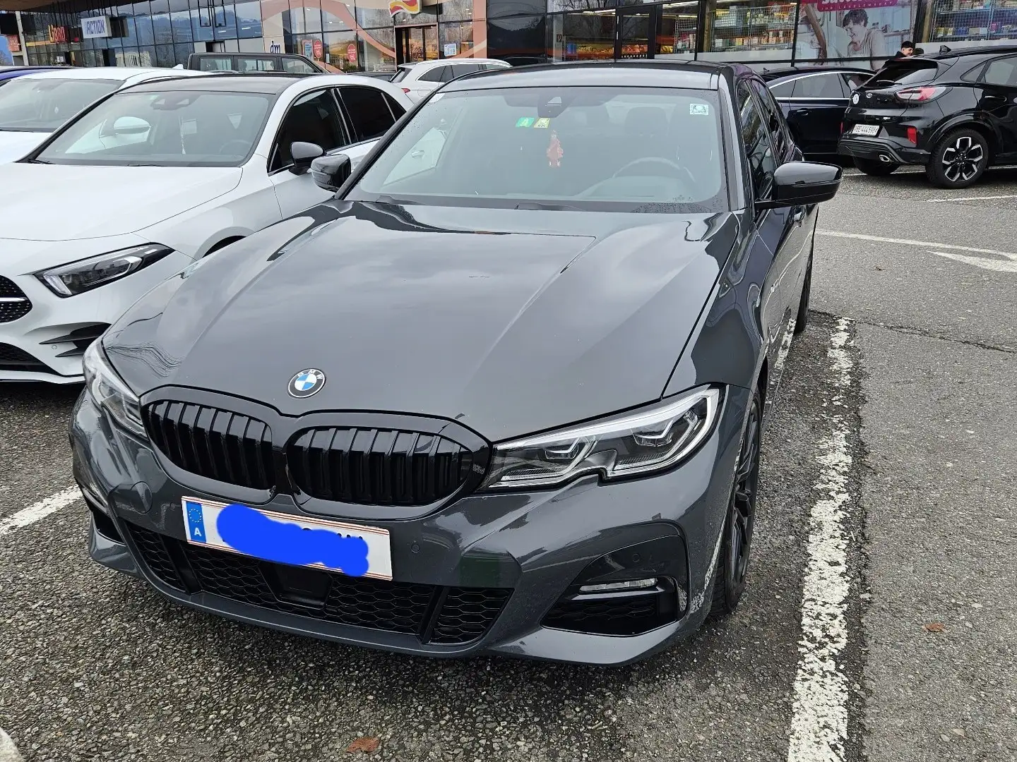 BMW 330 330d M-Paket  Aut. Grau - 1