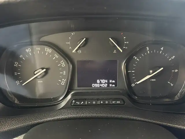 Peugeot Expert view 7