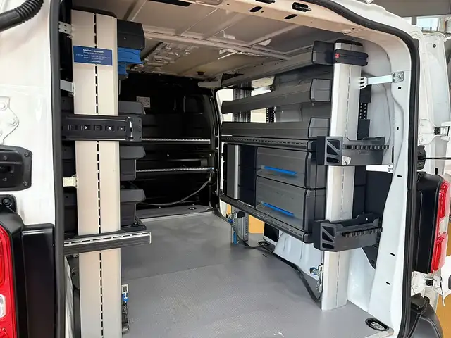 Peugeot Expert view 13