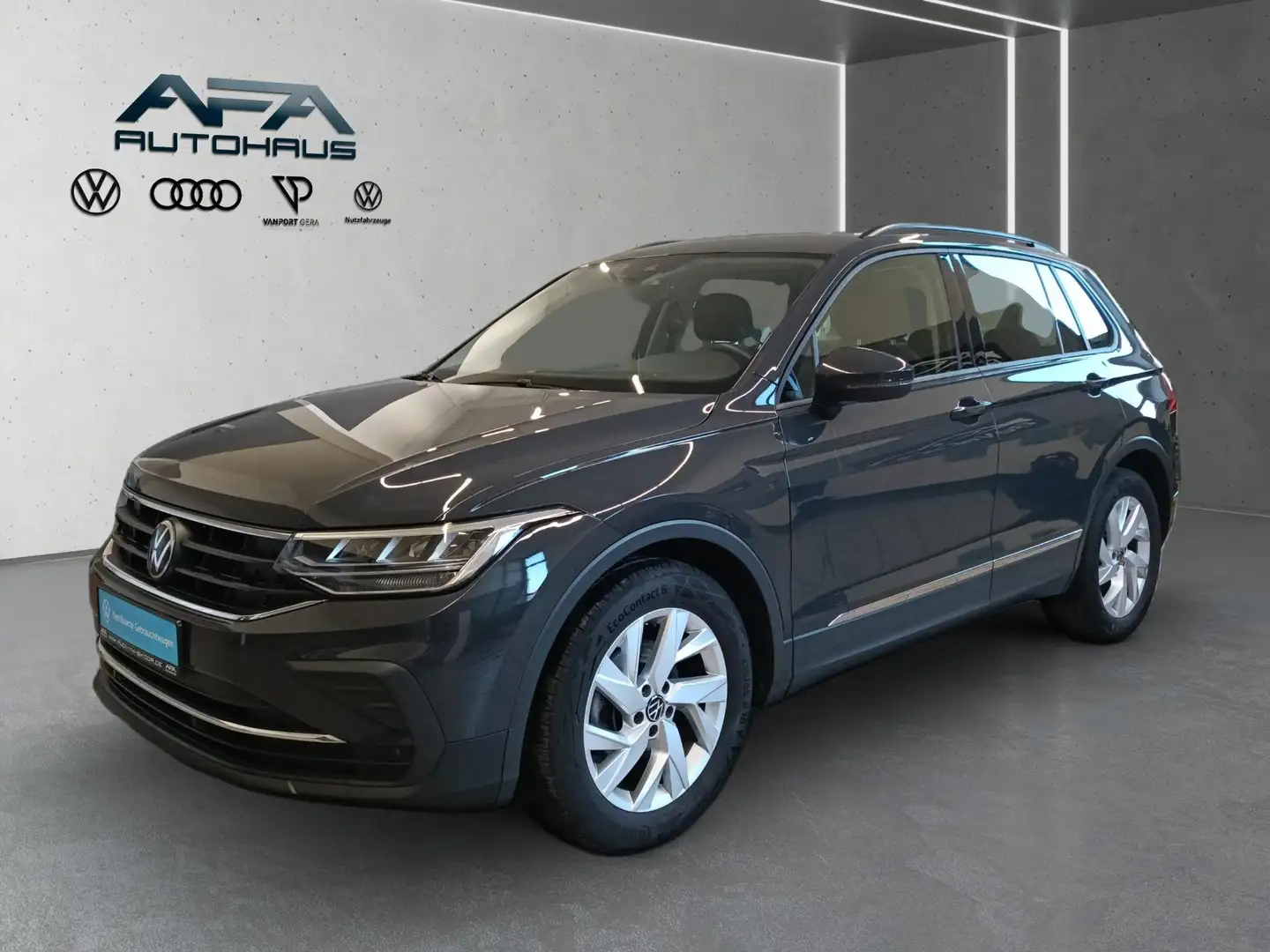 Volkswagen Tiguan 1.5 TSI Life StdHz*AHK*NAV*LED*ACC*App-Co. Grau - 2