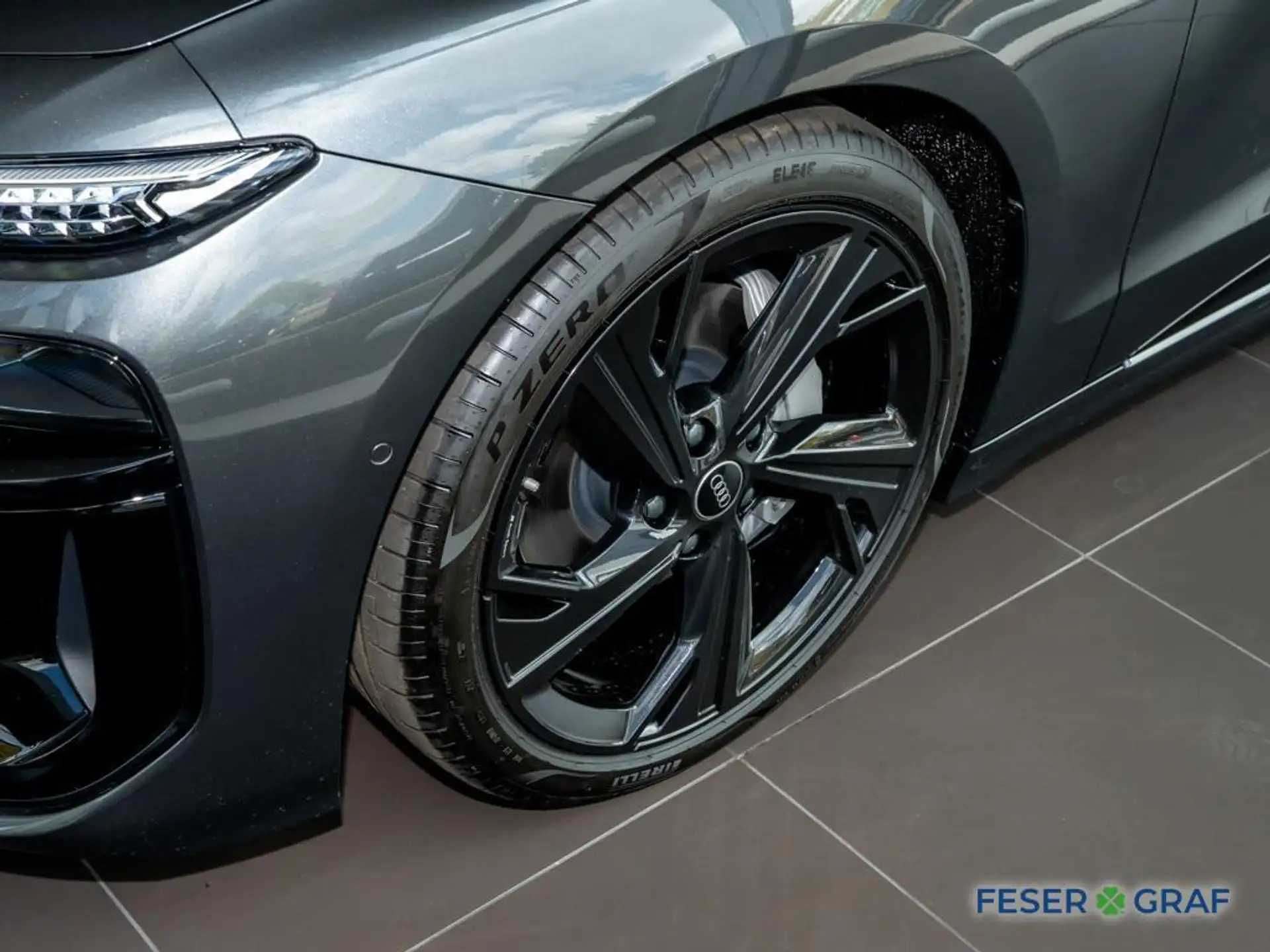 Audi A6 3.0 TFSI 2026 블랙 사진 3