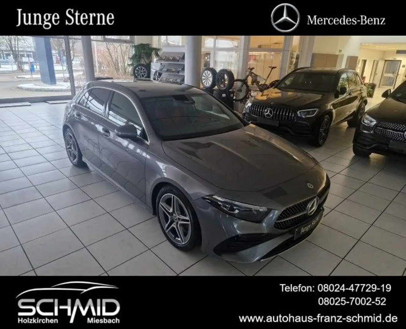 Mercedes-Benz A 250 4M AMG Line Premium Leder MBeam Keyless Grijs - 1