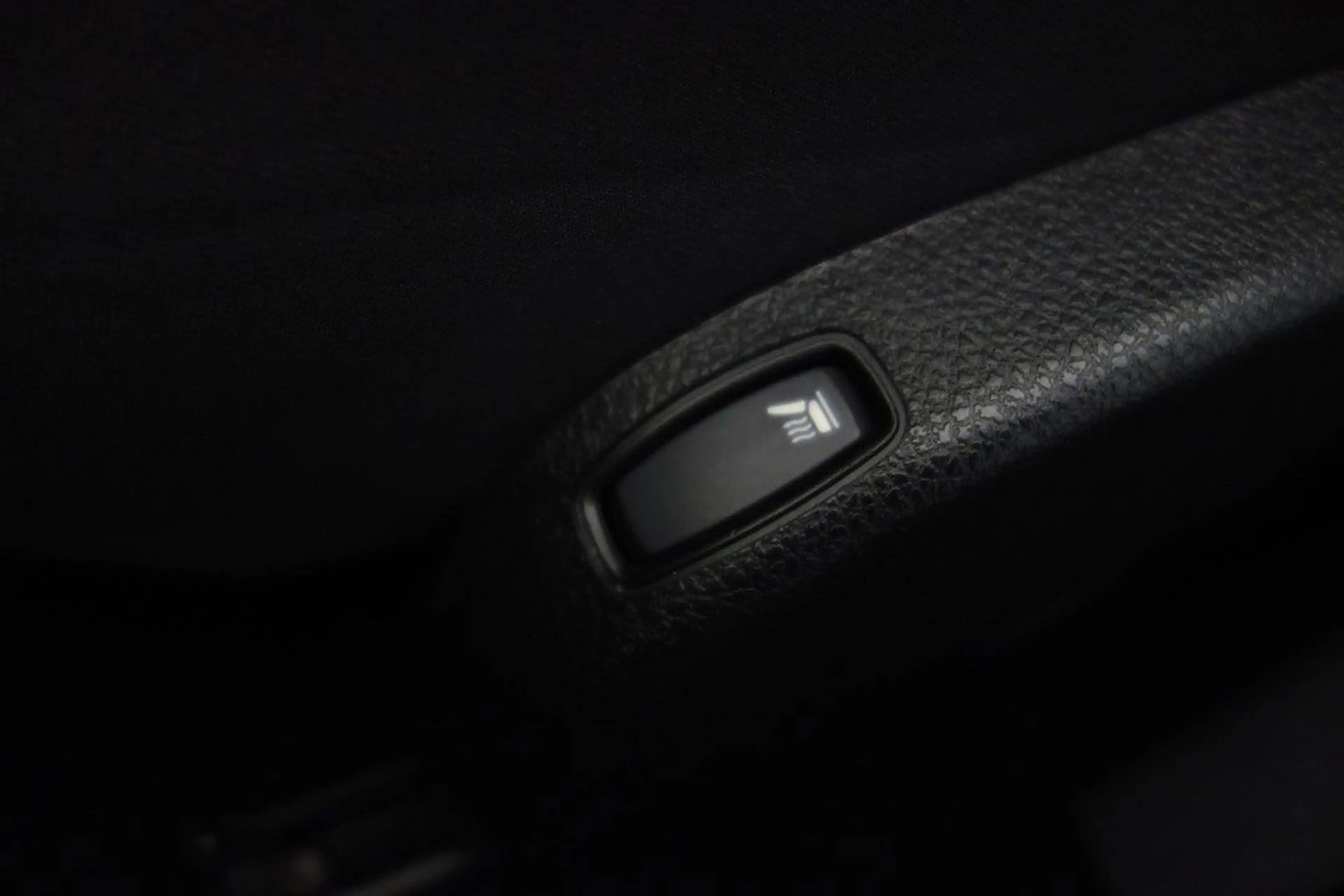 Dacia Lodgy 1.6 SCe Laureate LPG/Benzin 7SITZE+NAVI — photo 16