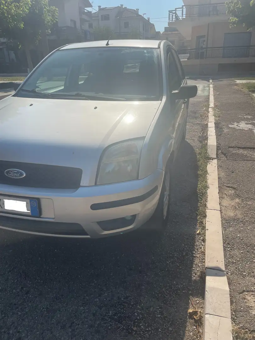 Ford Fusion 1.4 TDCI Collection cambio automatico Argento - 1
