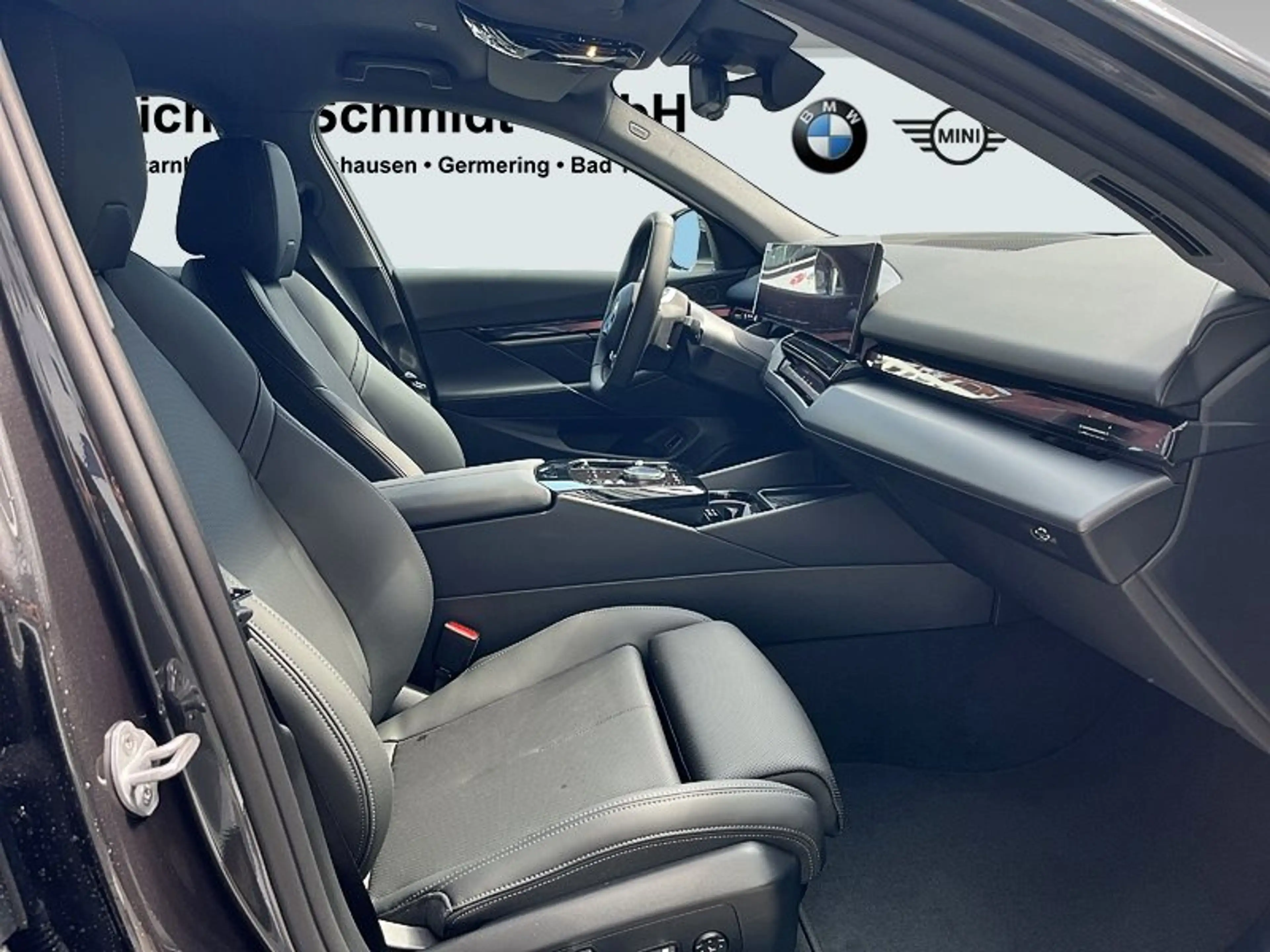 BMW i5 eDrive40 Limousine Head-Up HK HiFi DAB LED — photo 11
