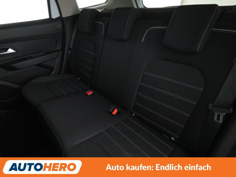 Dacia Duster 1.3 TCe Prestige 4WD*NAVI*CAM*PDC*SHZ*KLIMA* — photo 14
