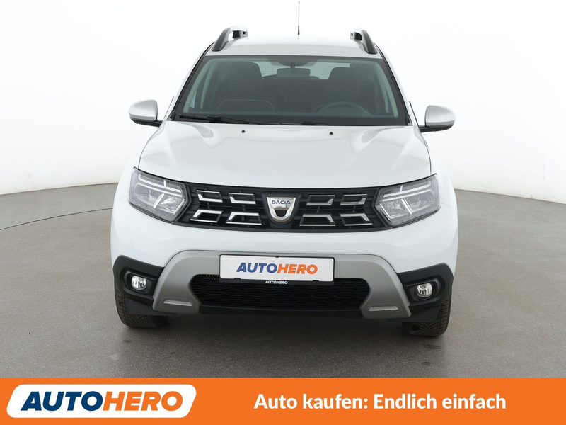 Dacia Duster 1.3 TCe Prestige 4WD*NAVI*CAM*PDC*SHZ*KLIMA* — photo 9