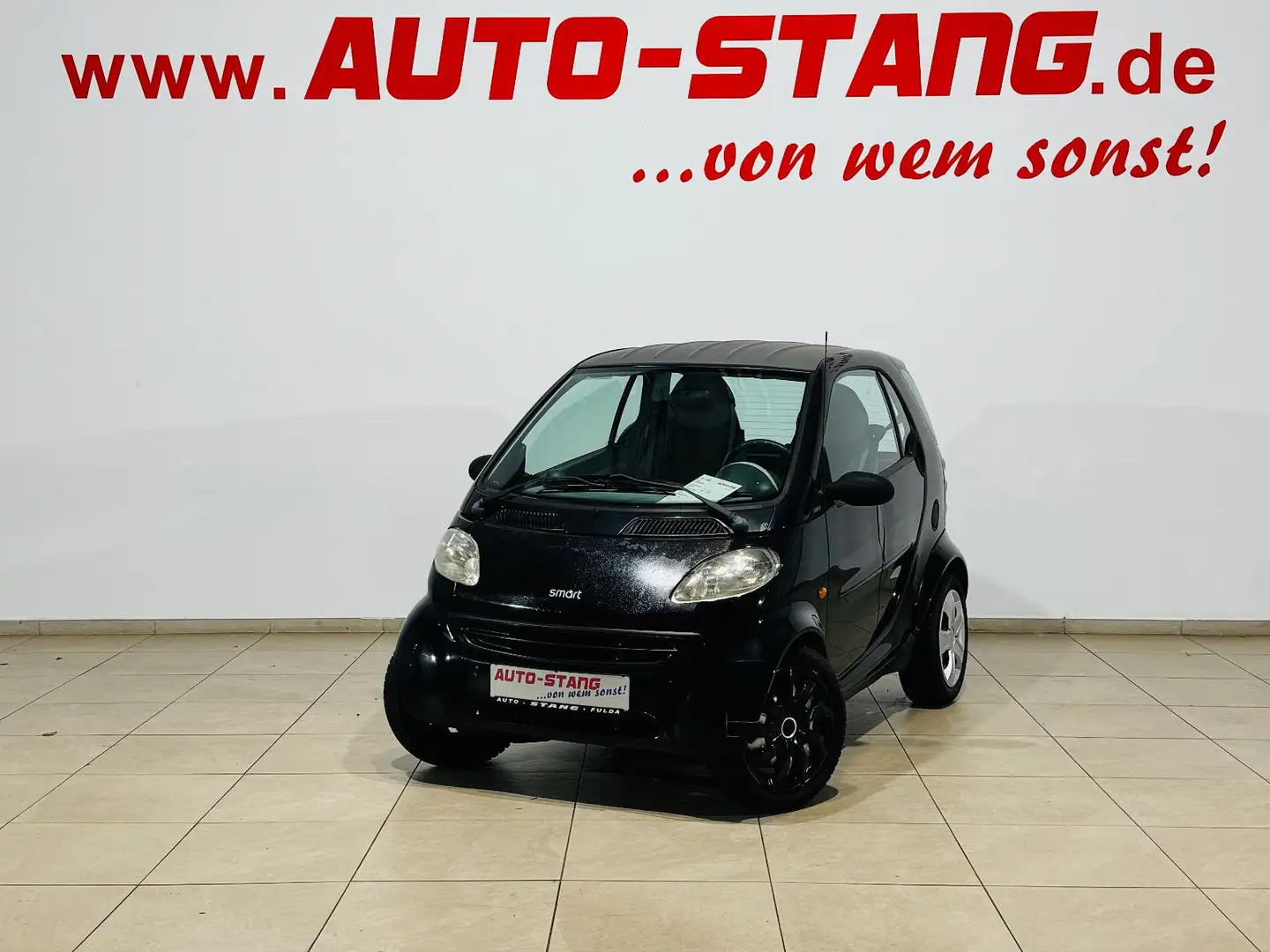 smart forTwo smart & pure**2.HAND+WENIG KM+TÜV 10/26** Schwarz - 2