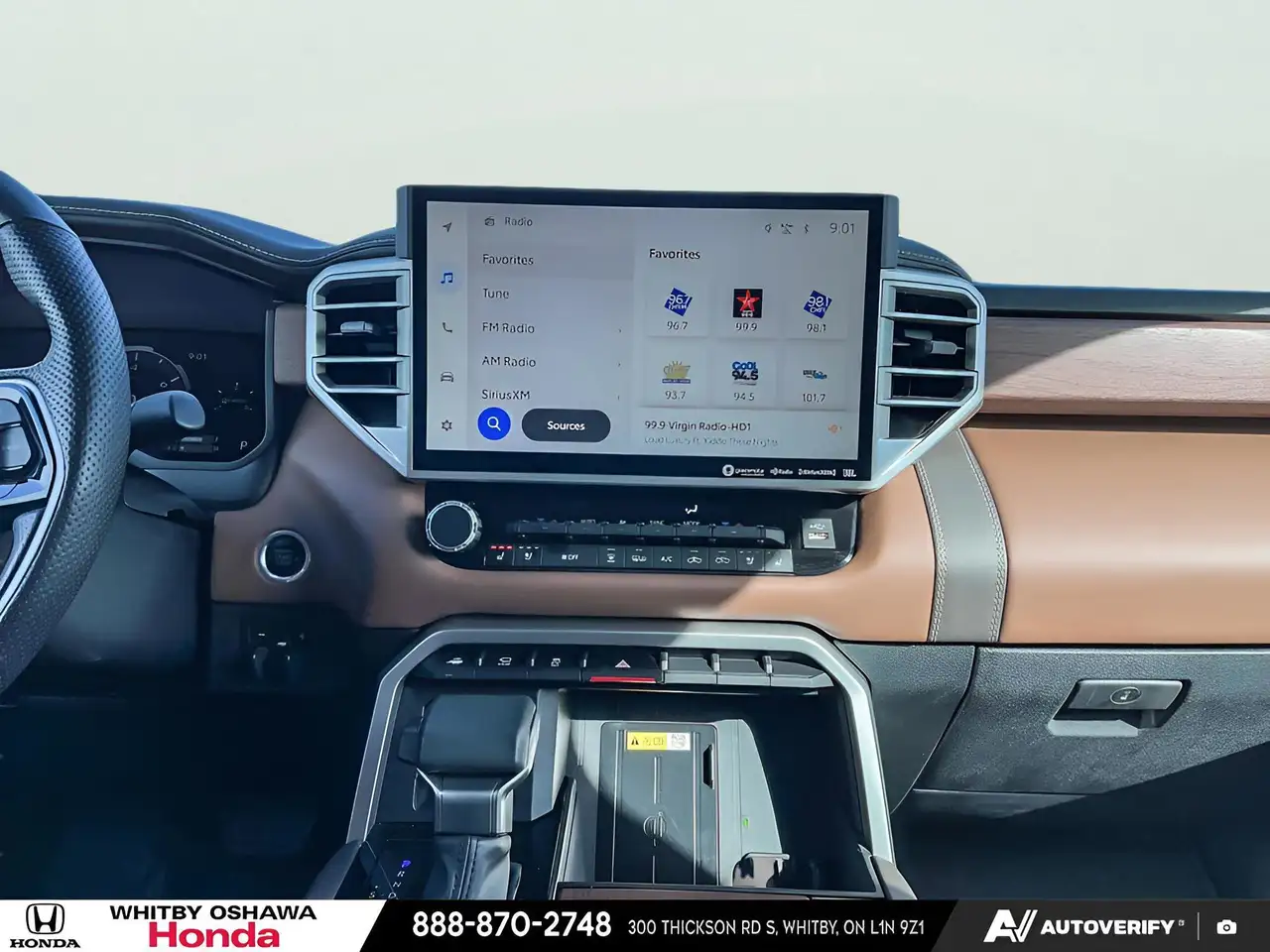 Toyota Tundra снимка Toyota Tundra