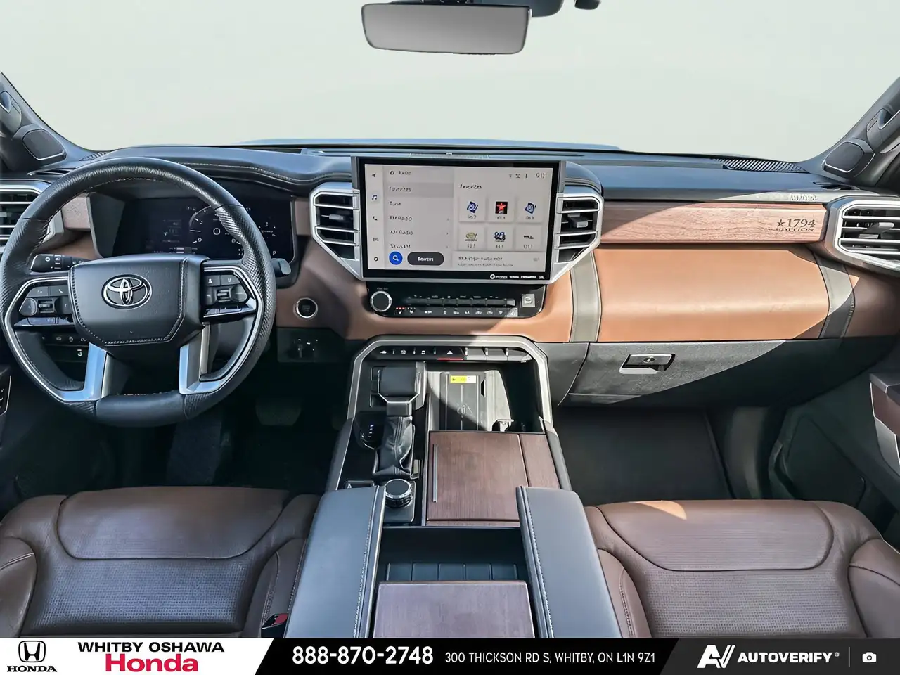 Toyota Tundra снимка Toyota Tundra