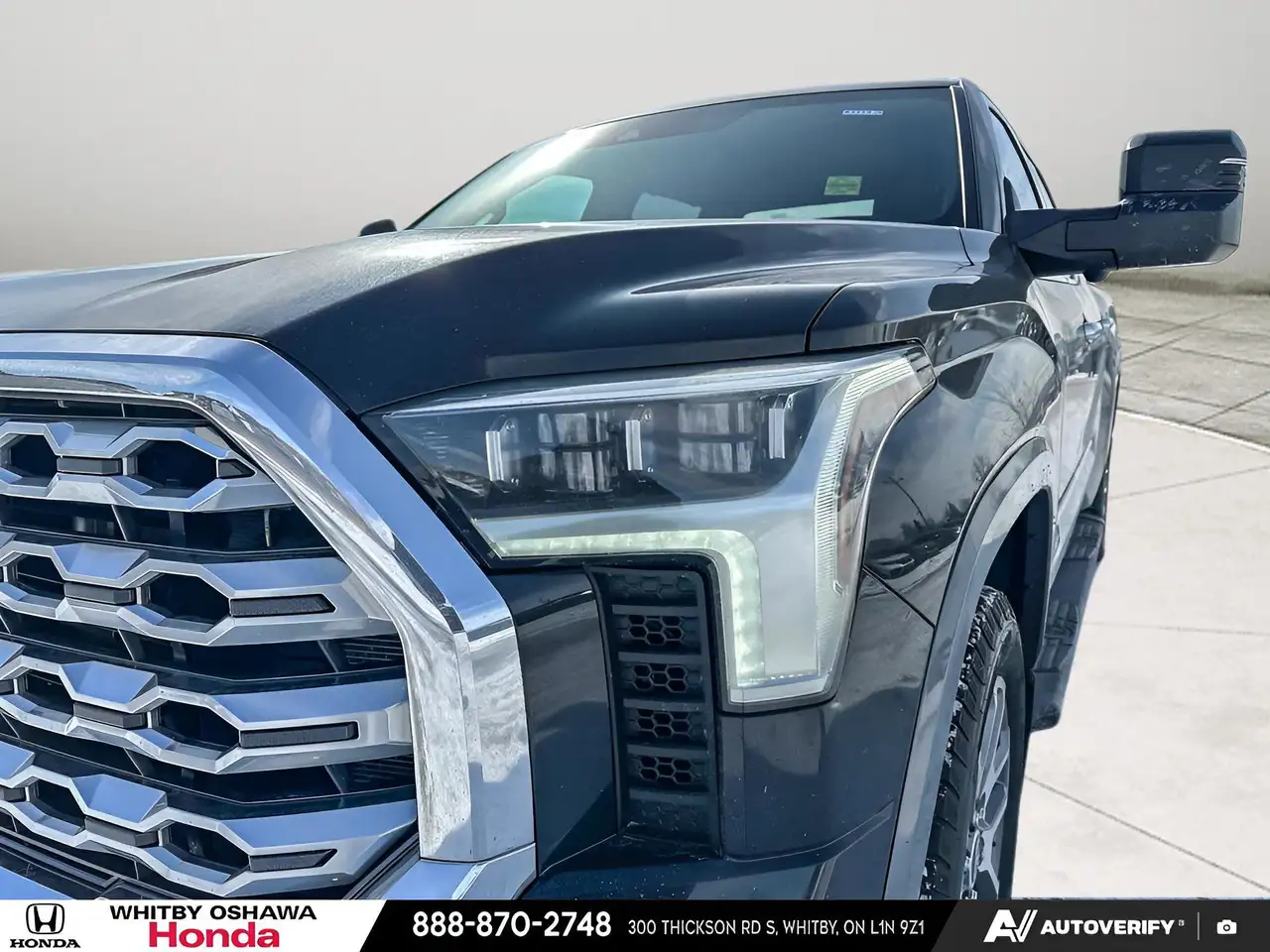 Toyota Tundra снимка Toyota Tundra