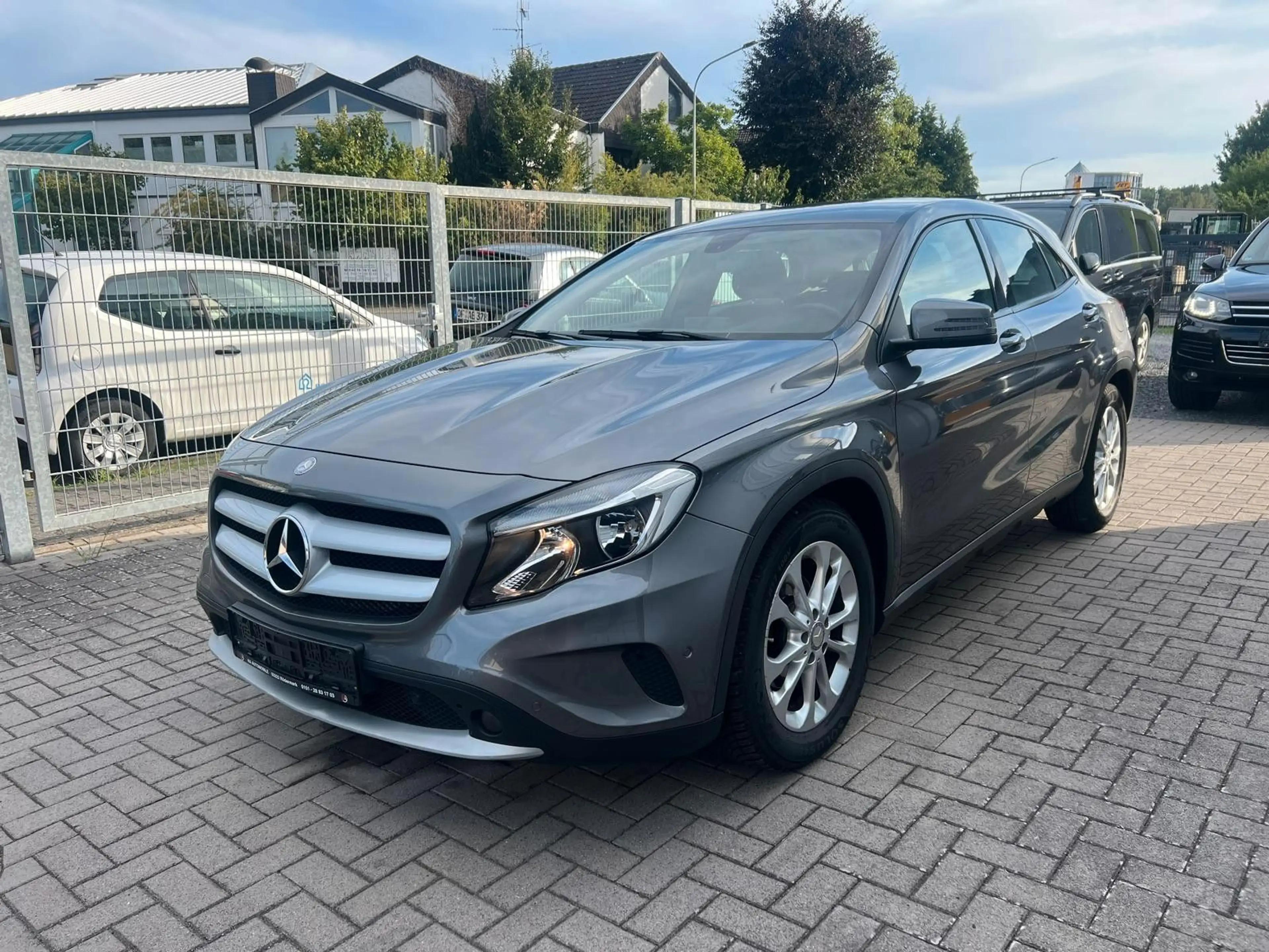 Mercedes-Benz GLA 200 Style Automatik