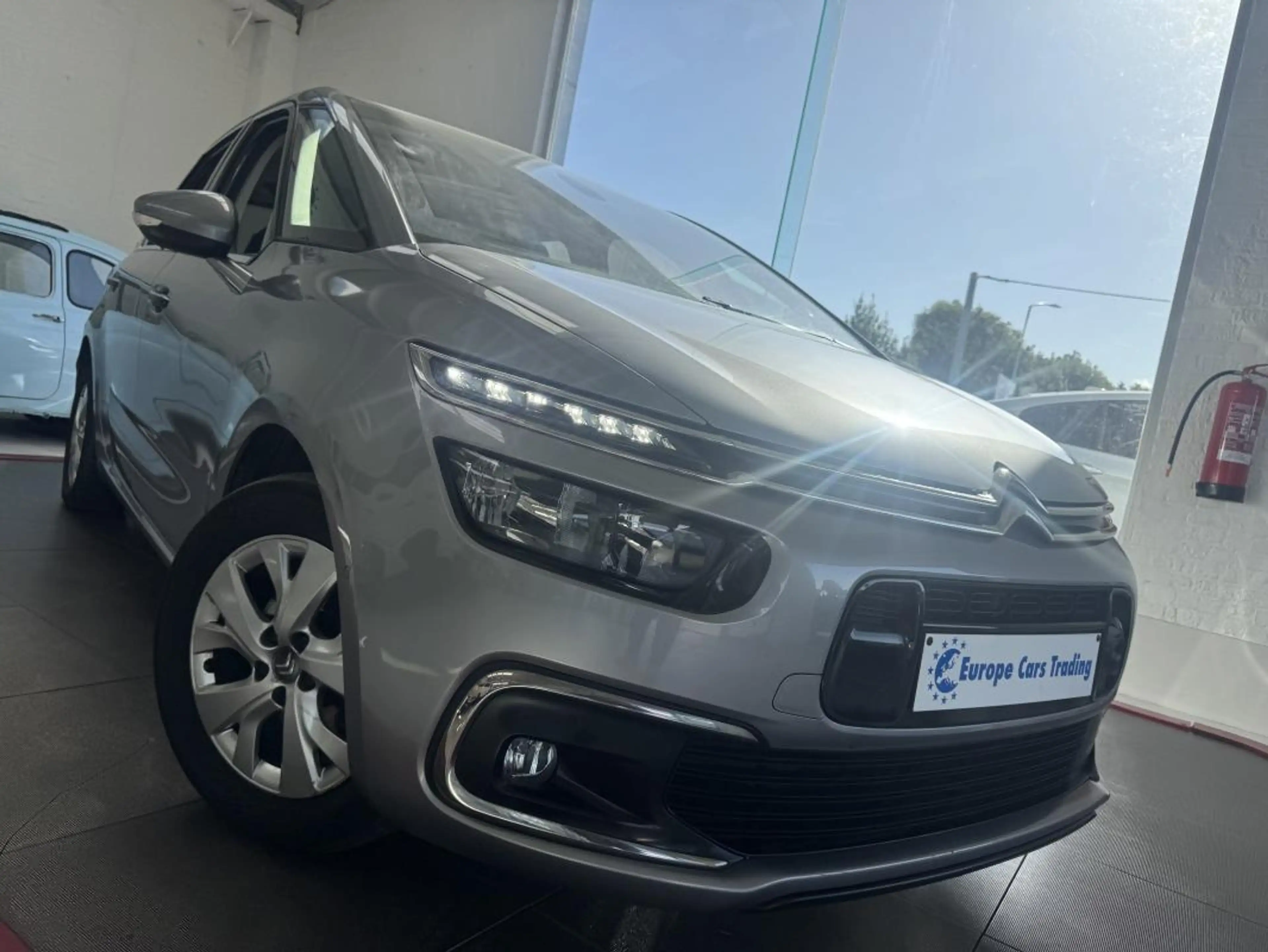 Citroen C4 Picasso 1.6BLUEHDI 115CH GPS CARPLAY CLIM GAR 12M — photo 2