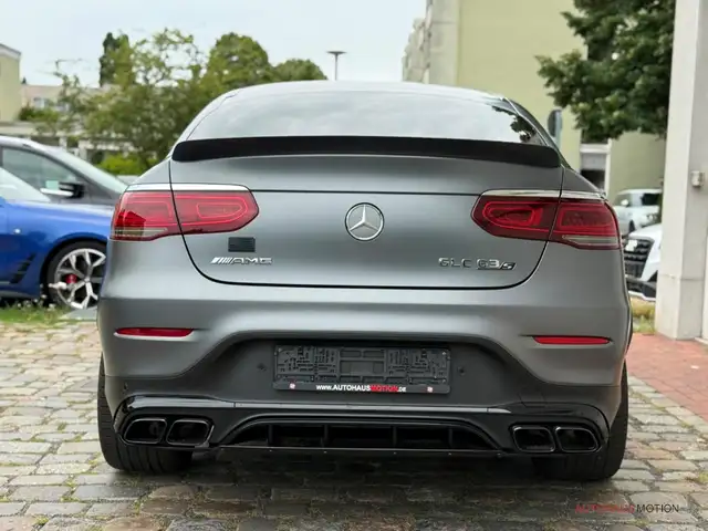 Mercedes-Benz GLC view 6