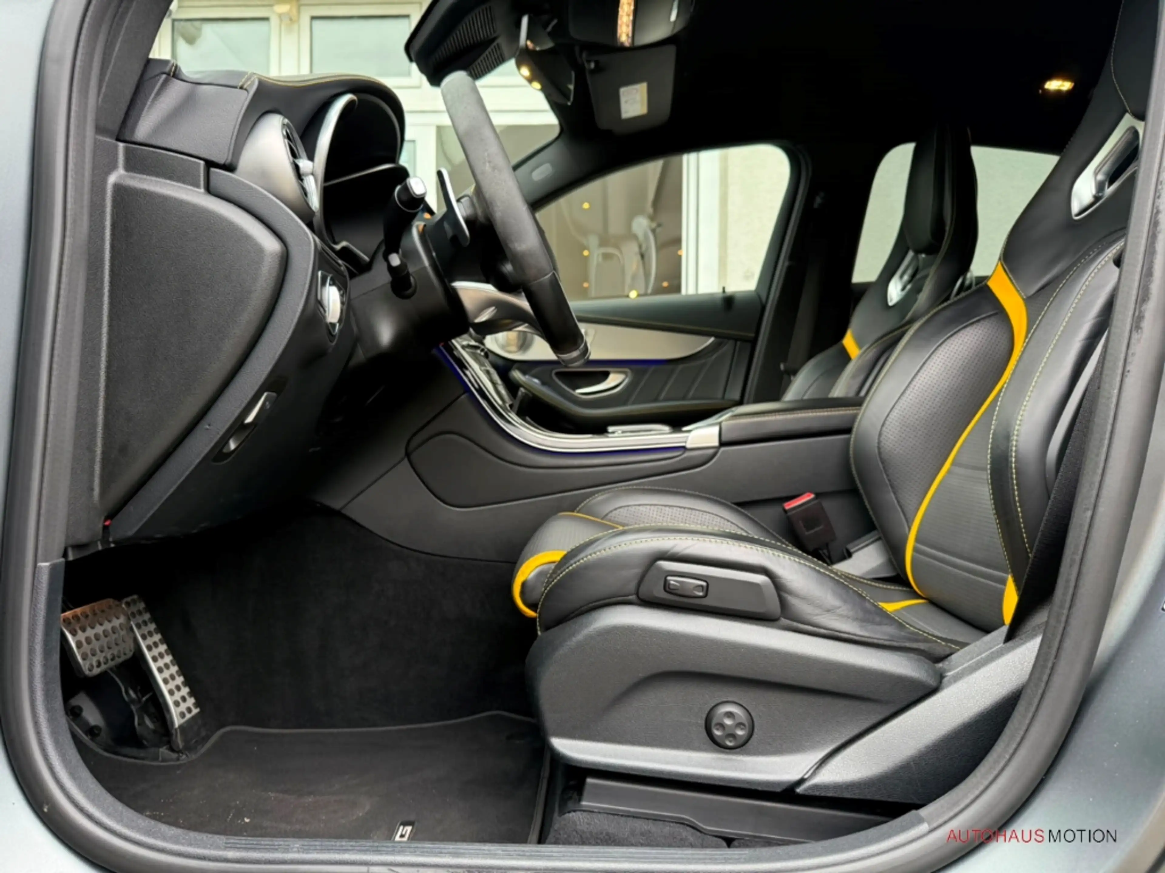 Mercedes-Benz GLC 63 AMG Coupe S 4Matic 21 ZOLL BURMESTER ACC 360° LED — photo 12