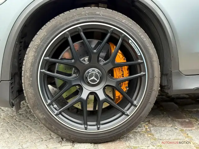 Mercedes-Benz GLC view 11