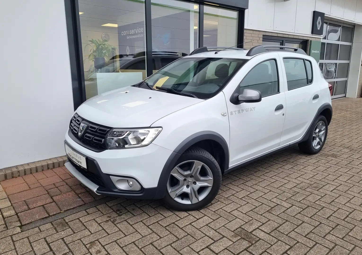Dacia Sandero Stepway II TCe 90 LPG Prestige *Klima*Autogas Wit - 2