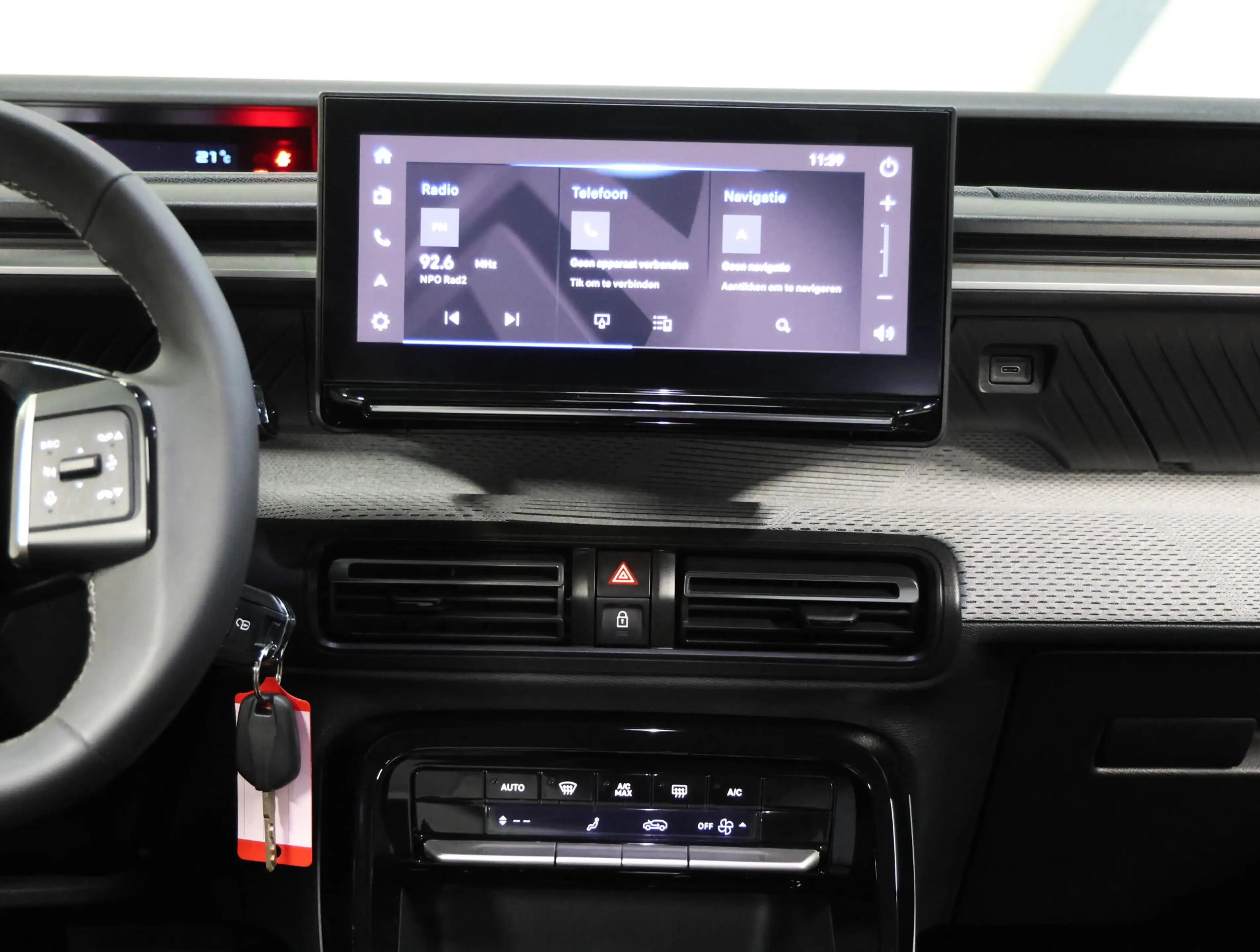 Citroen E-C3 Max 113PK 44 kWh | 1ste eigenaar | Armsteun | Appl — photo 14