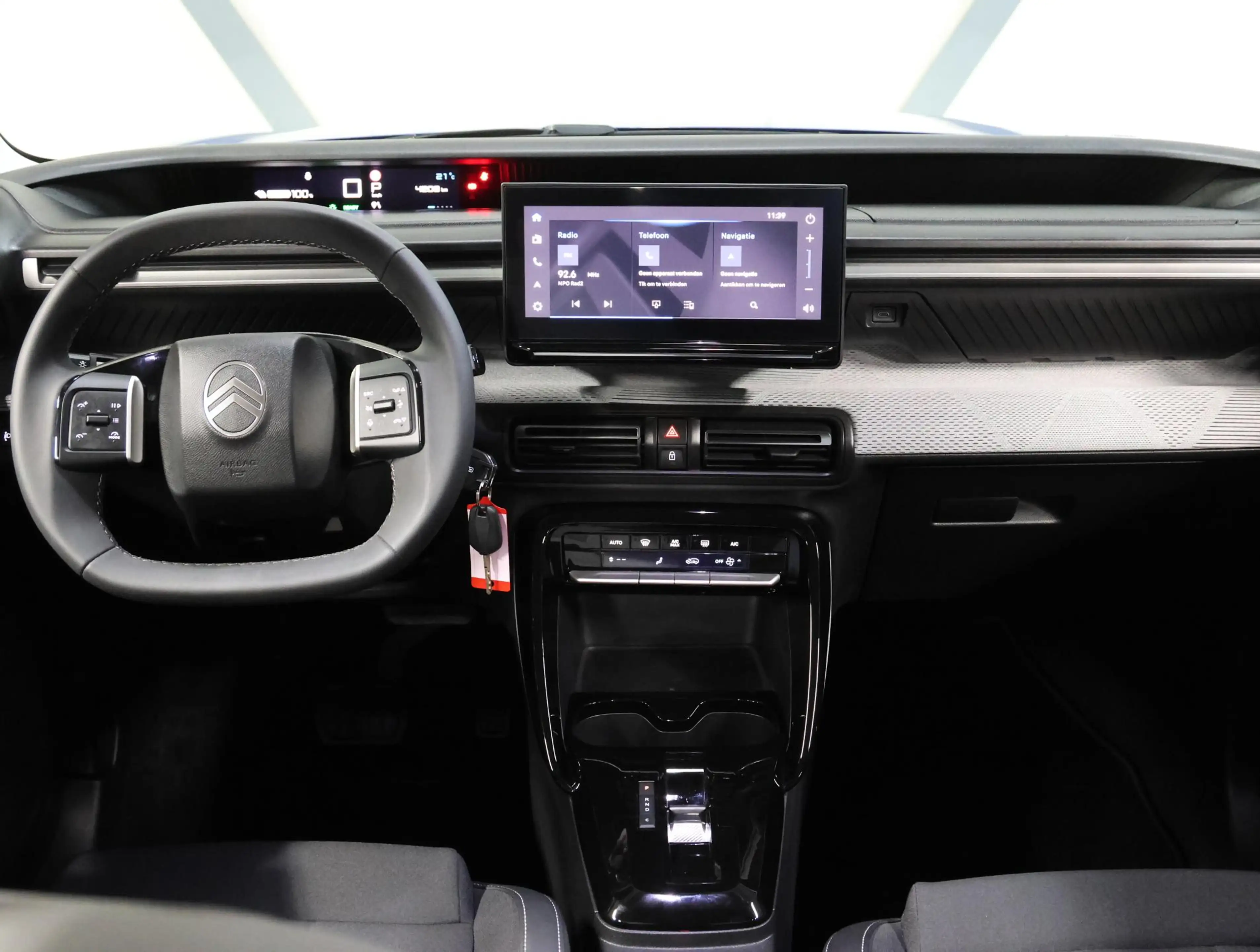 Citroen E-C3 Max 113PK 44 kWh | 1ste eigenaar | Armsteun | Appl — photo 13