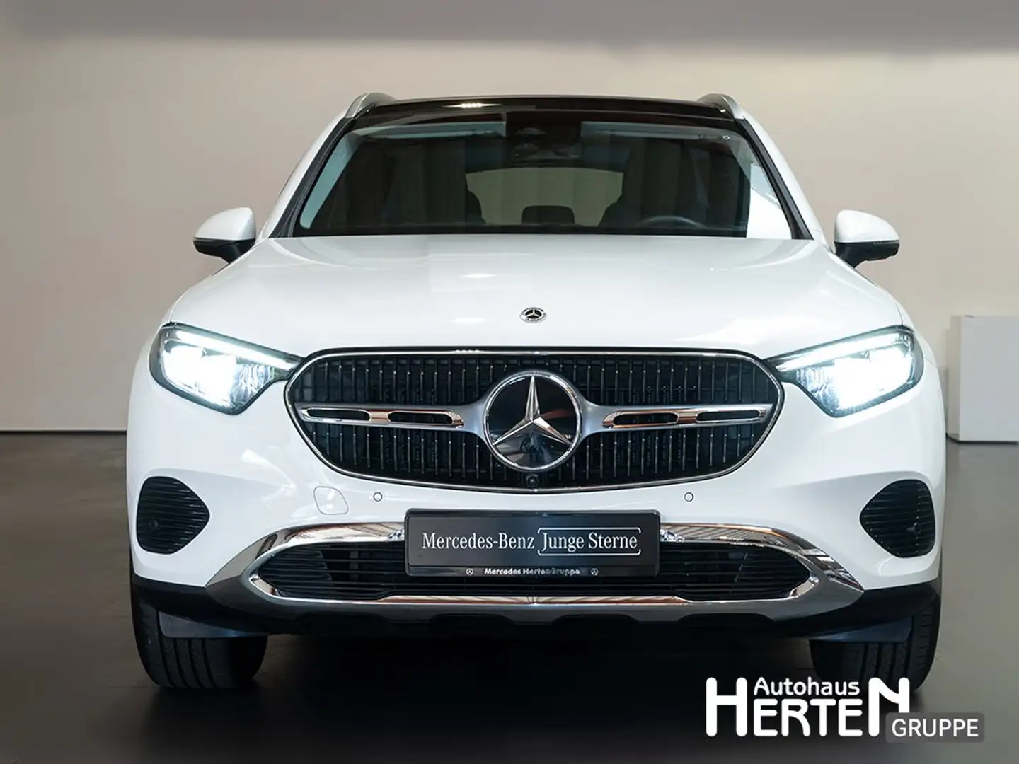 Mercedes-Benz GLC 200 4M AVANTGARDE+360°+PANO-SD+SITZHZG.FOND Weiß - 2